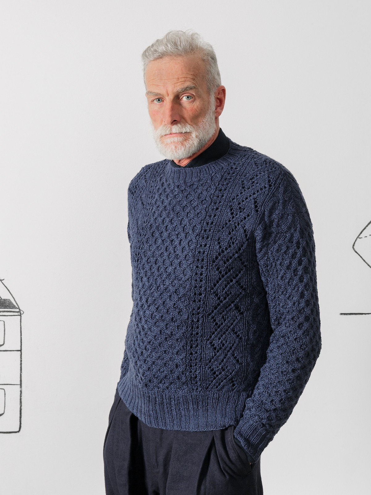 Crew-neck patterns sweater Image