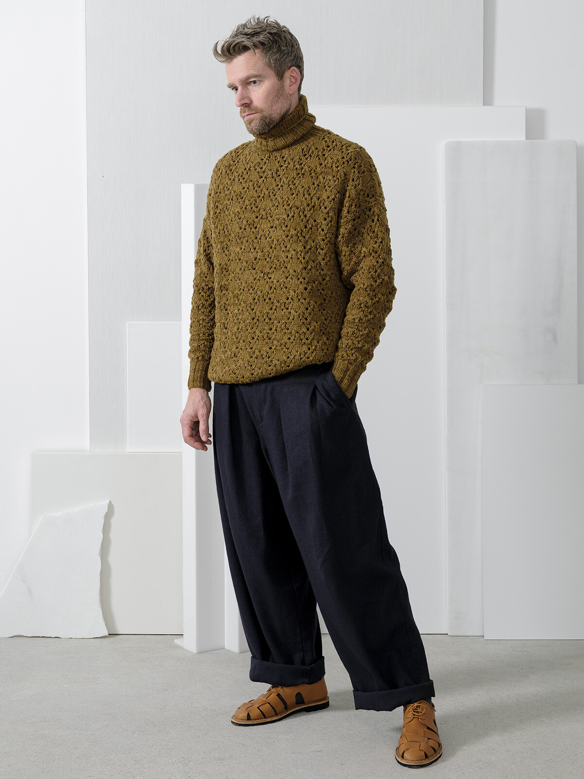 High-neck lacy sweater Image High-neck lacy sweater Image