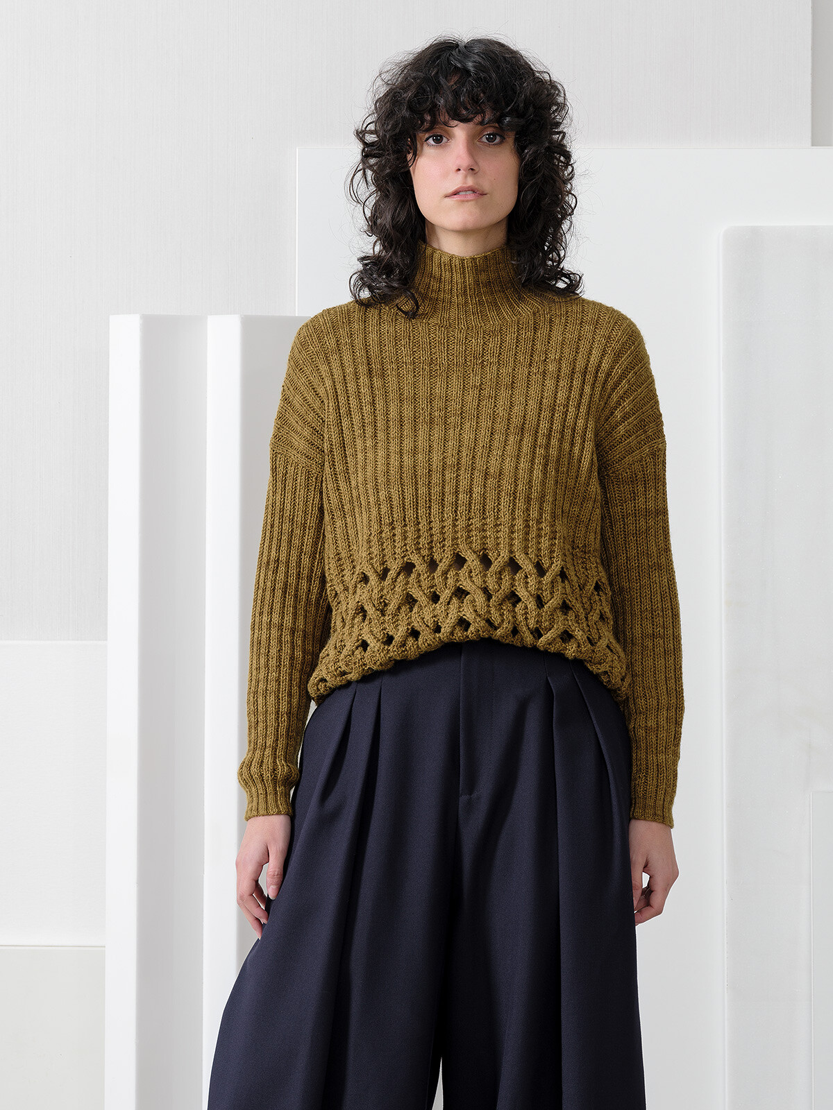 Open braided sweater Image Open braided sweater Image