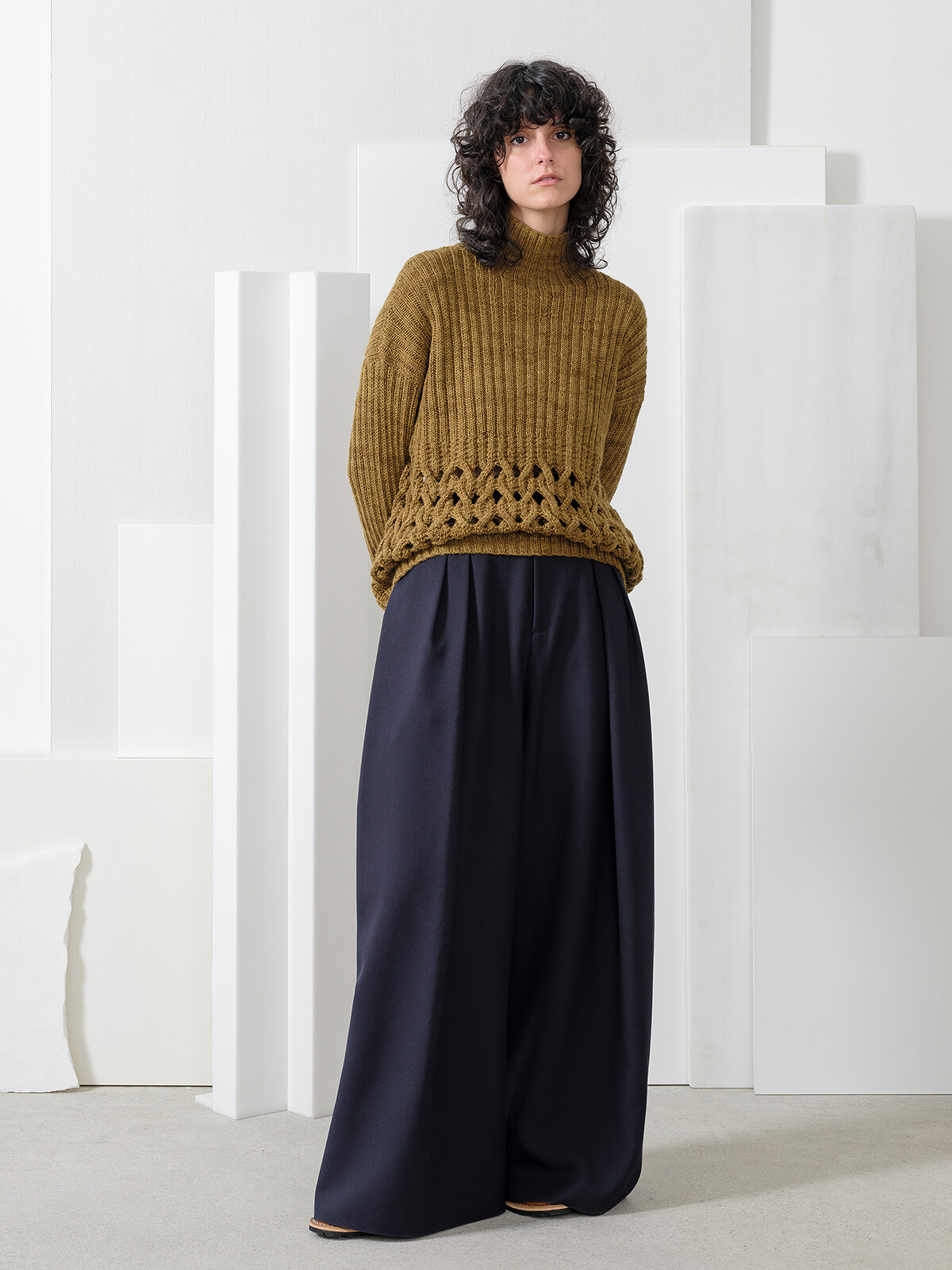 Open braided sweater Image Open braided sweater Image