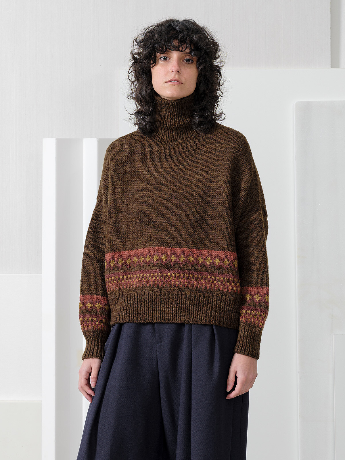 Funnel jacquard sweater Image