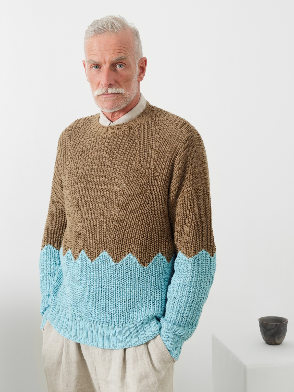 Two tones fisherman sweater Image