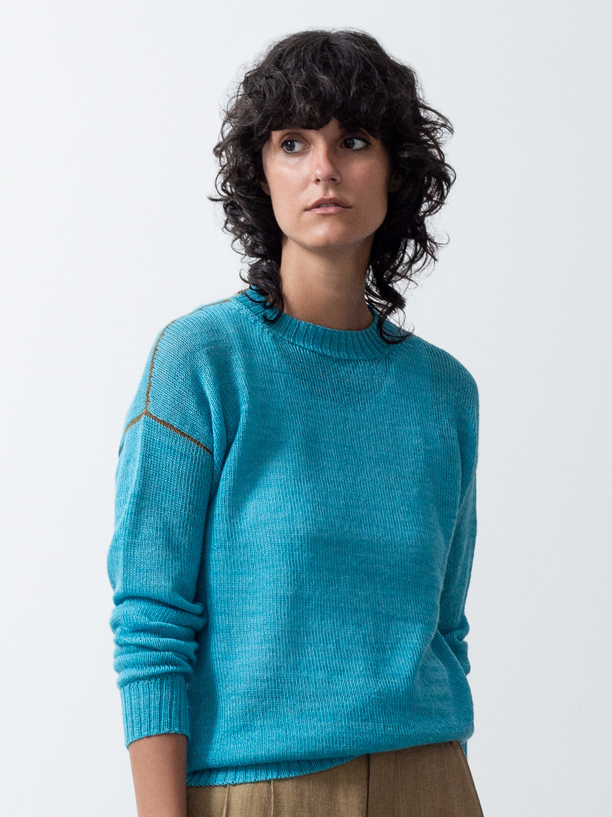 Piping sweater Image