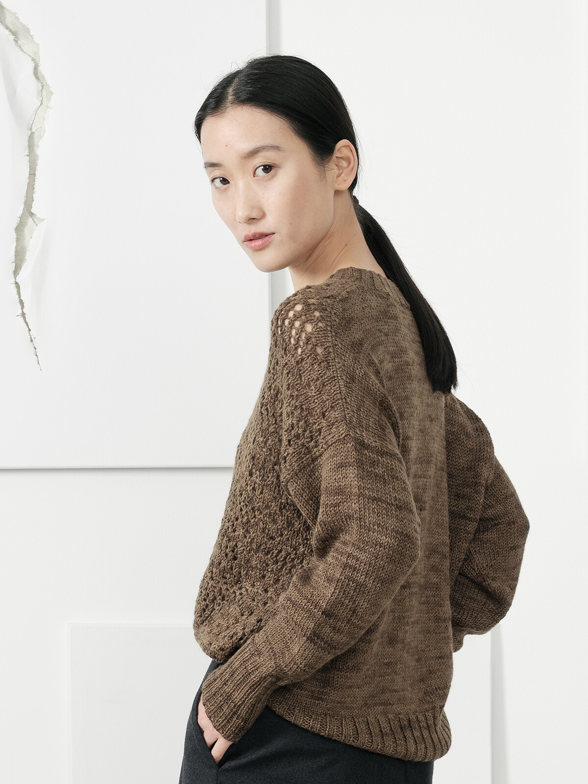 V-neck lacy sweater Image V-neck lacy sweater Image