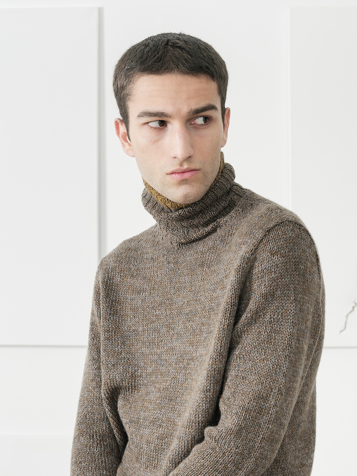 Roll-neck sweater Image