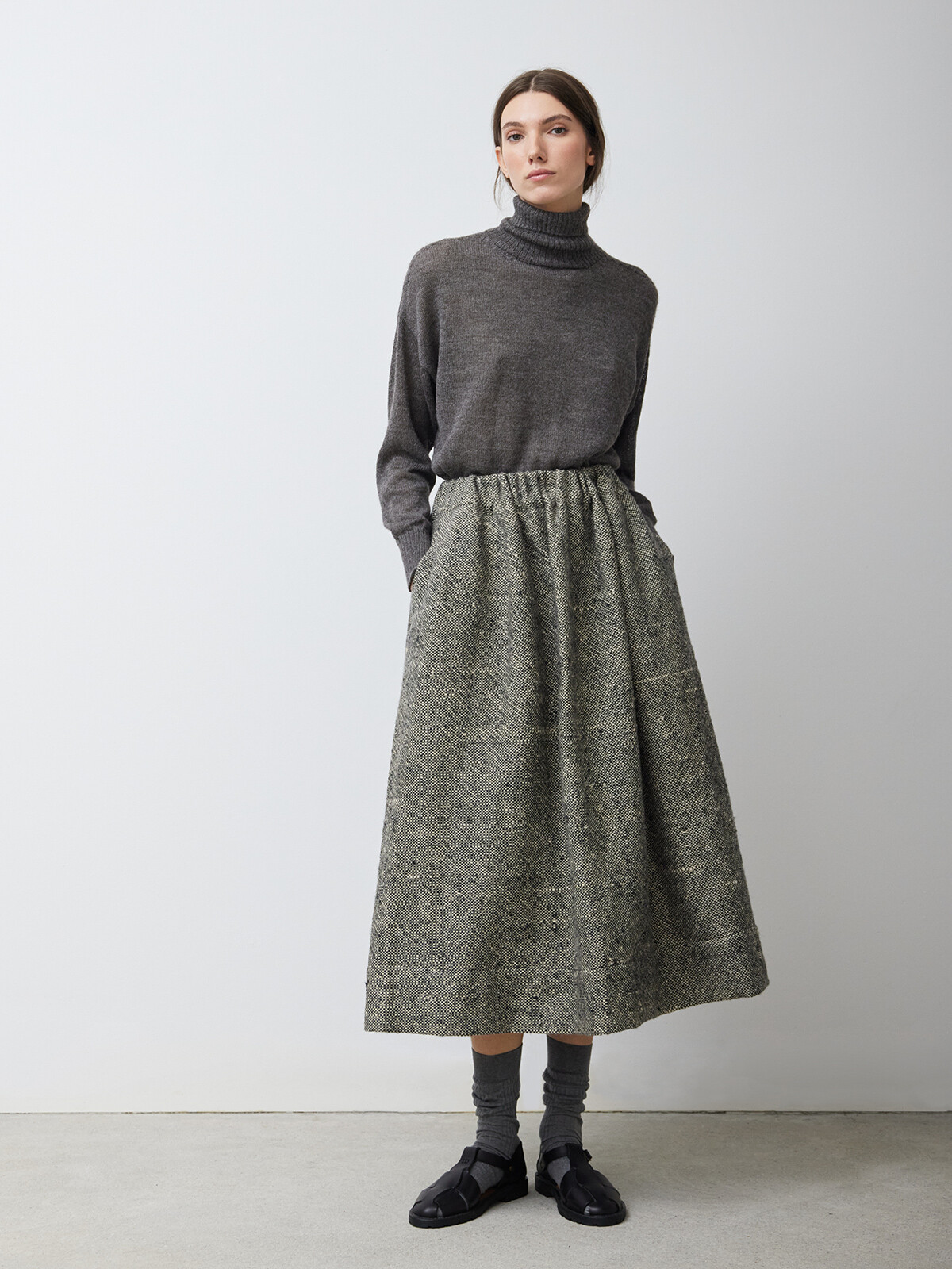 Pure wool skirt - Black Image