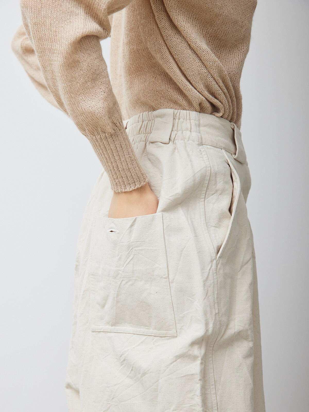 Undyed canvas pleated maxi trousers Image