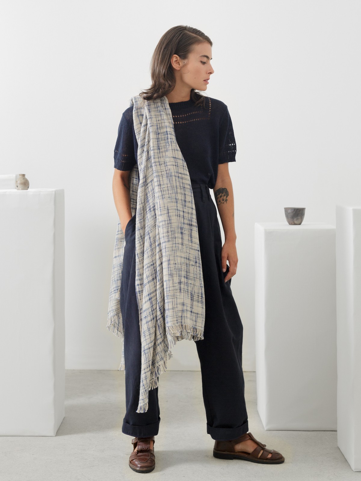 Handloomed scarf Image Handloomed scarf Image