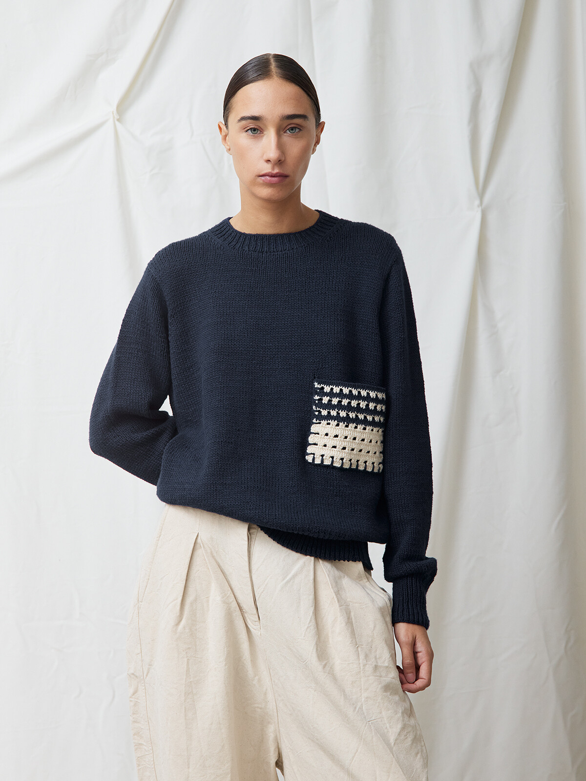 Pocket crochet sweater Image Pocket crochet sweater Image