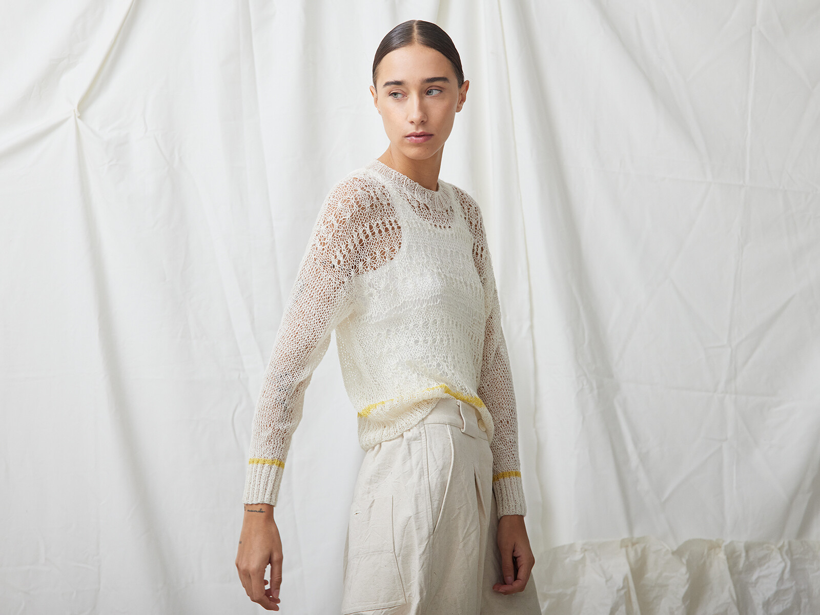 A-line lacy sweater Image A-line lacy sweater Image