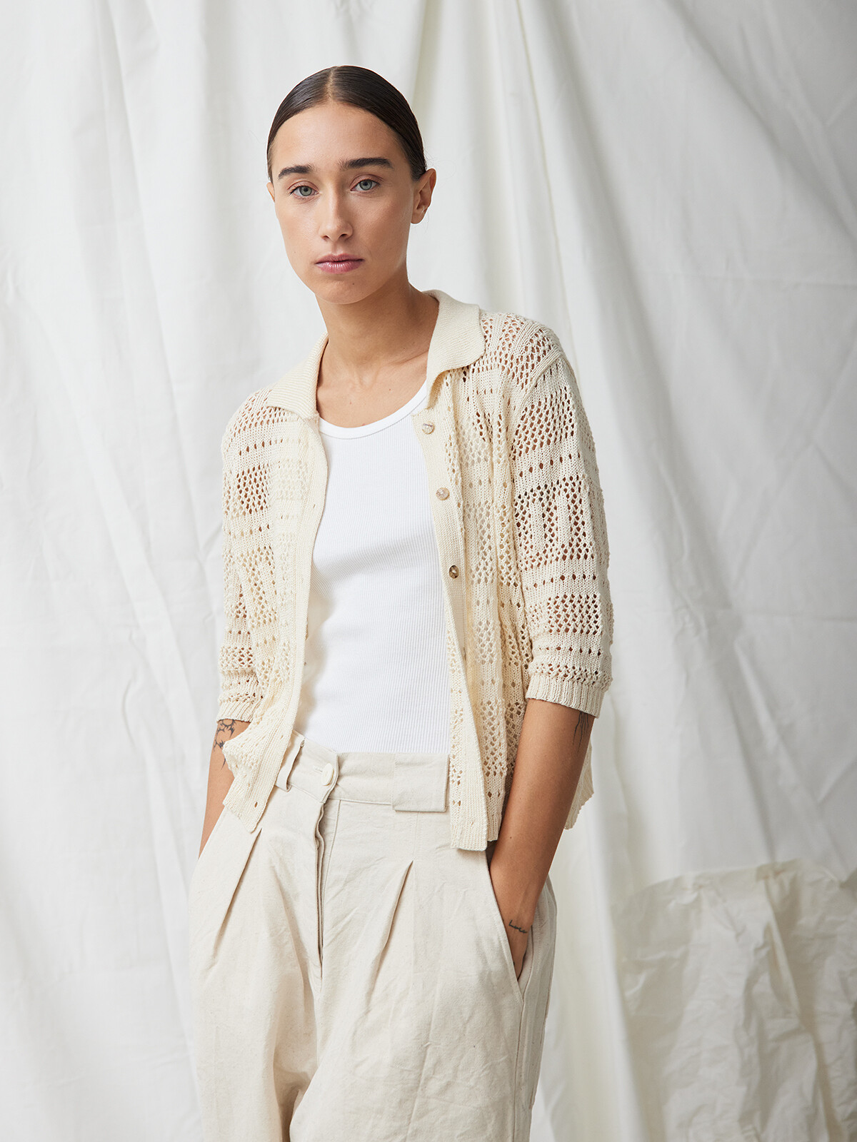 Lacy collar cardigan Image Lacy collar cardigan Image