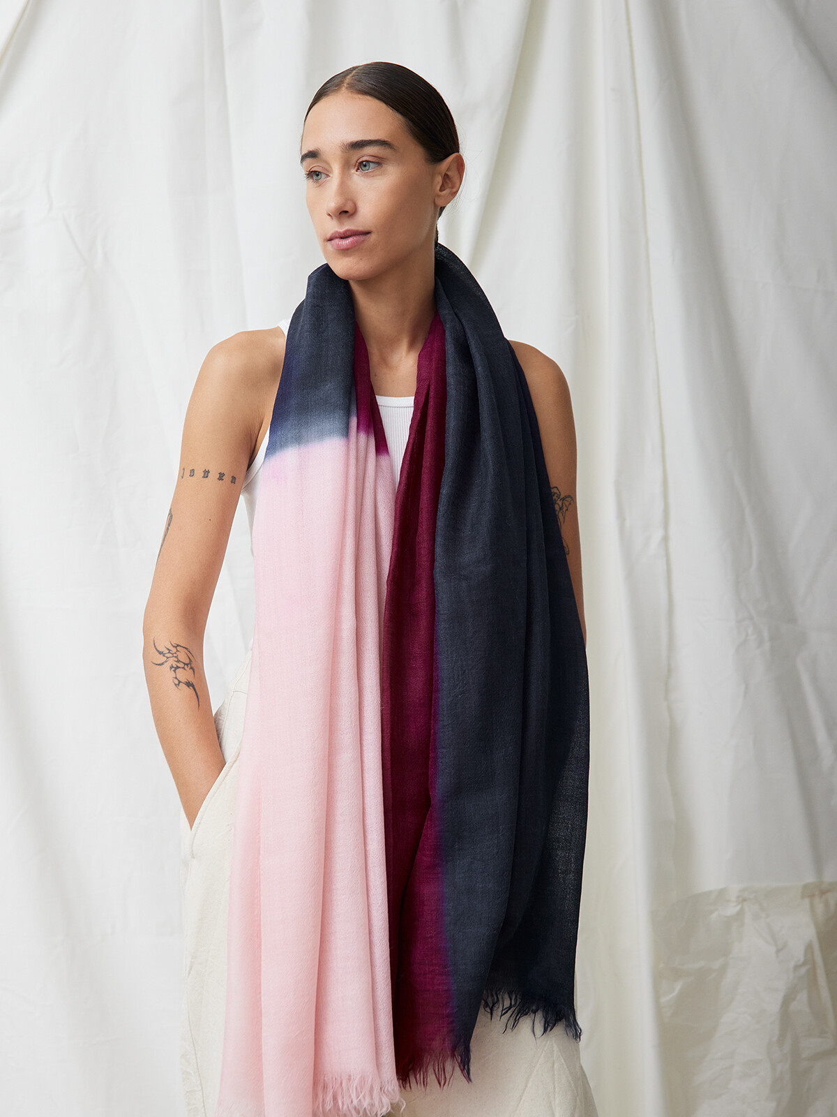 Handpainted scarf Image