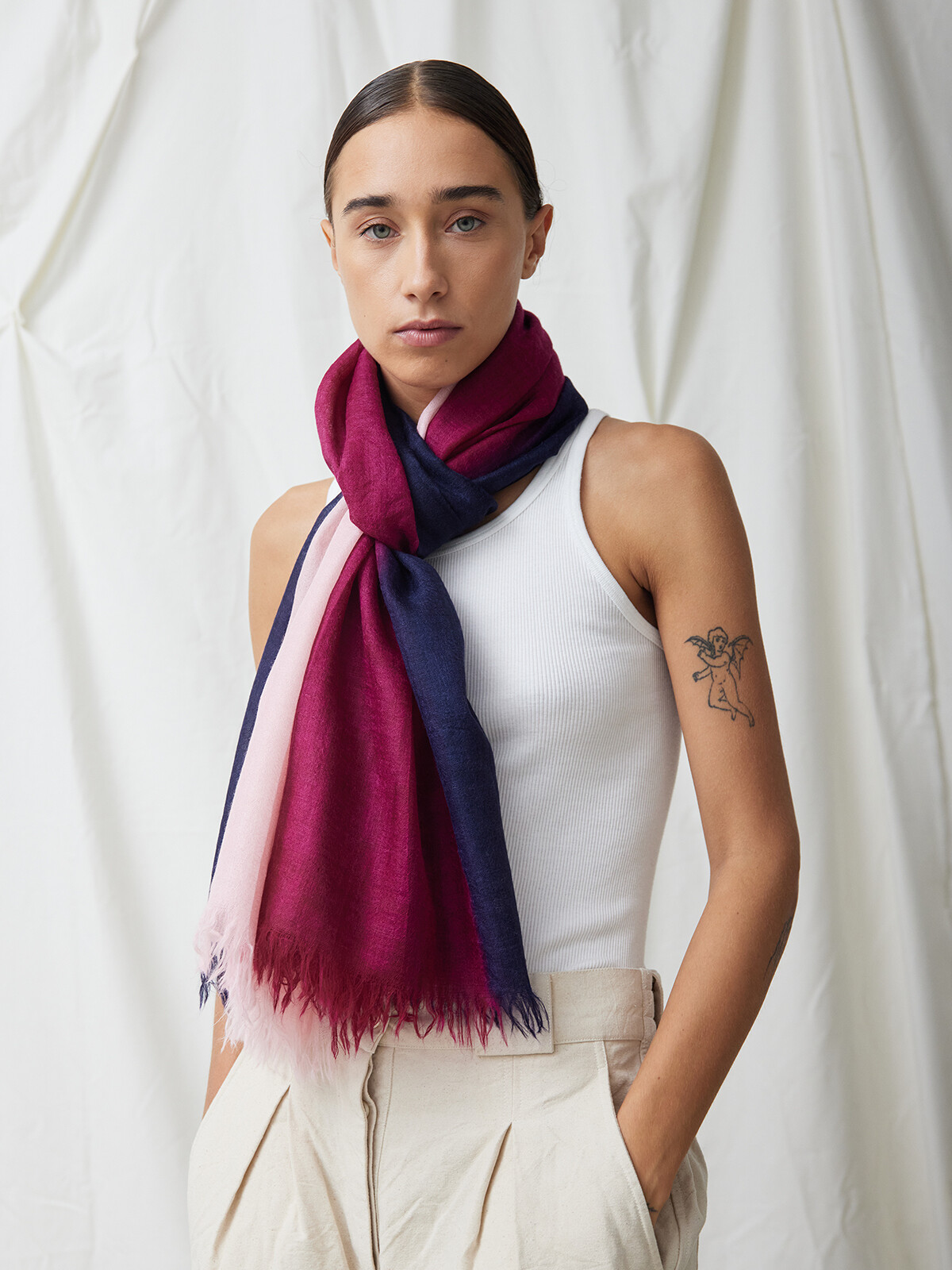 Handpainted scarf Image