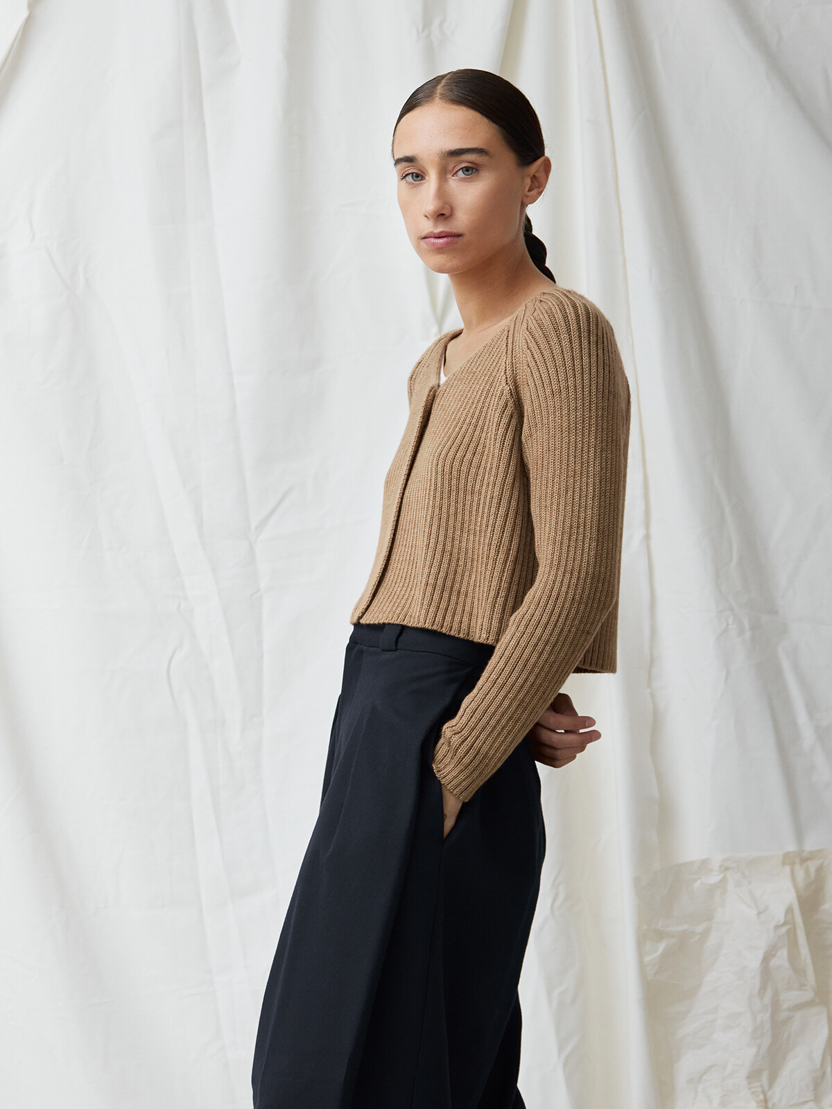 Ribbed raglan cardigan Image Ribbed raglan cardigan Image