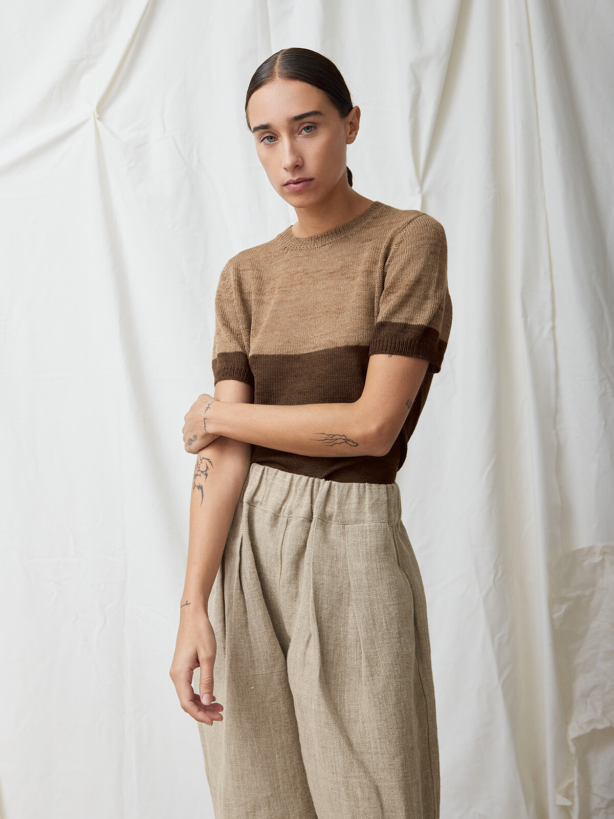 Color-block t-shirt Image Color-block t-shirt Image