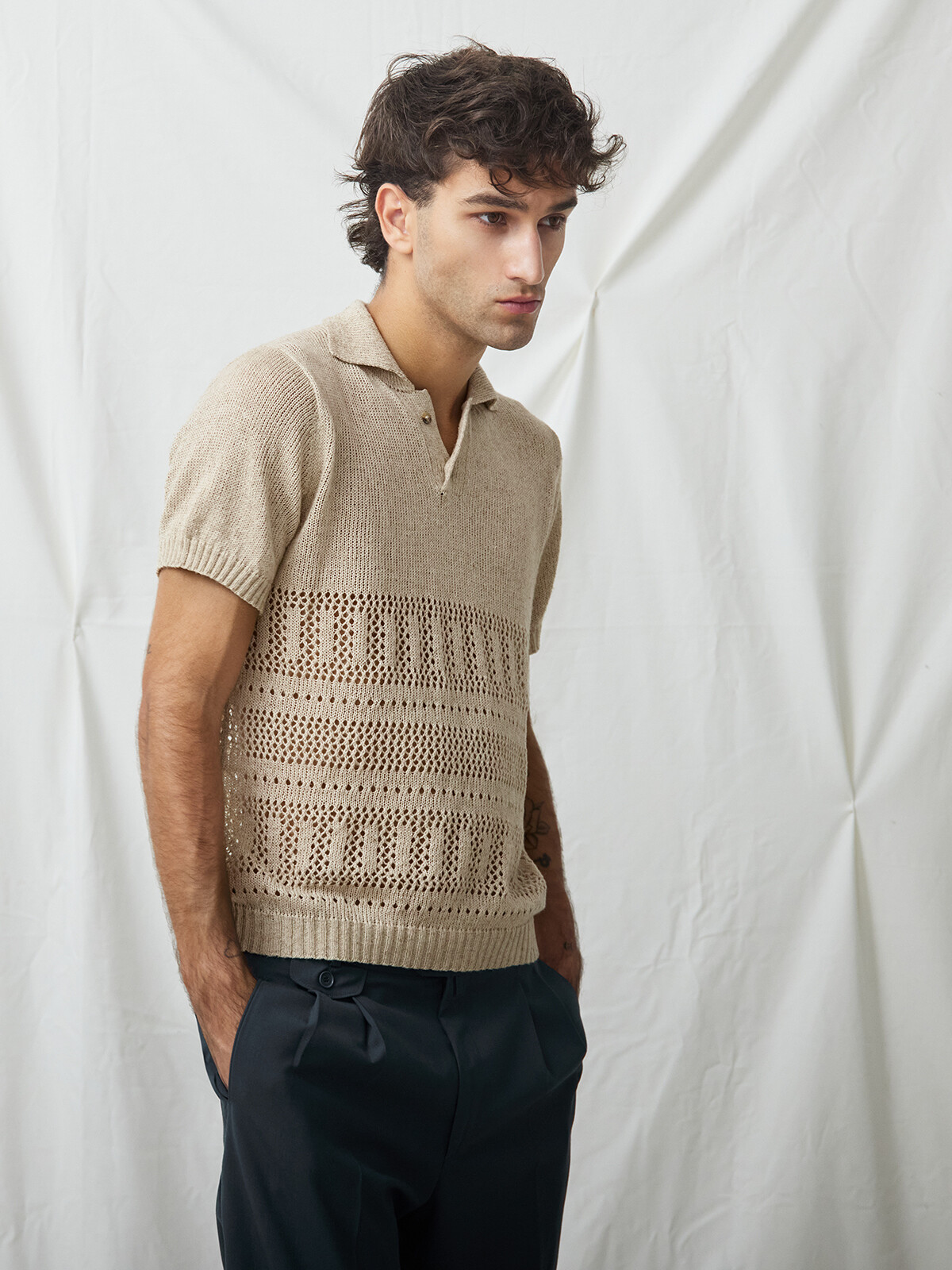 Lace linen polo Image Lace linen polo Image