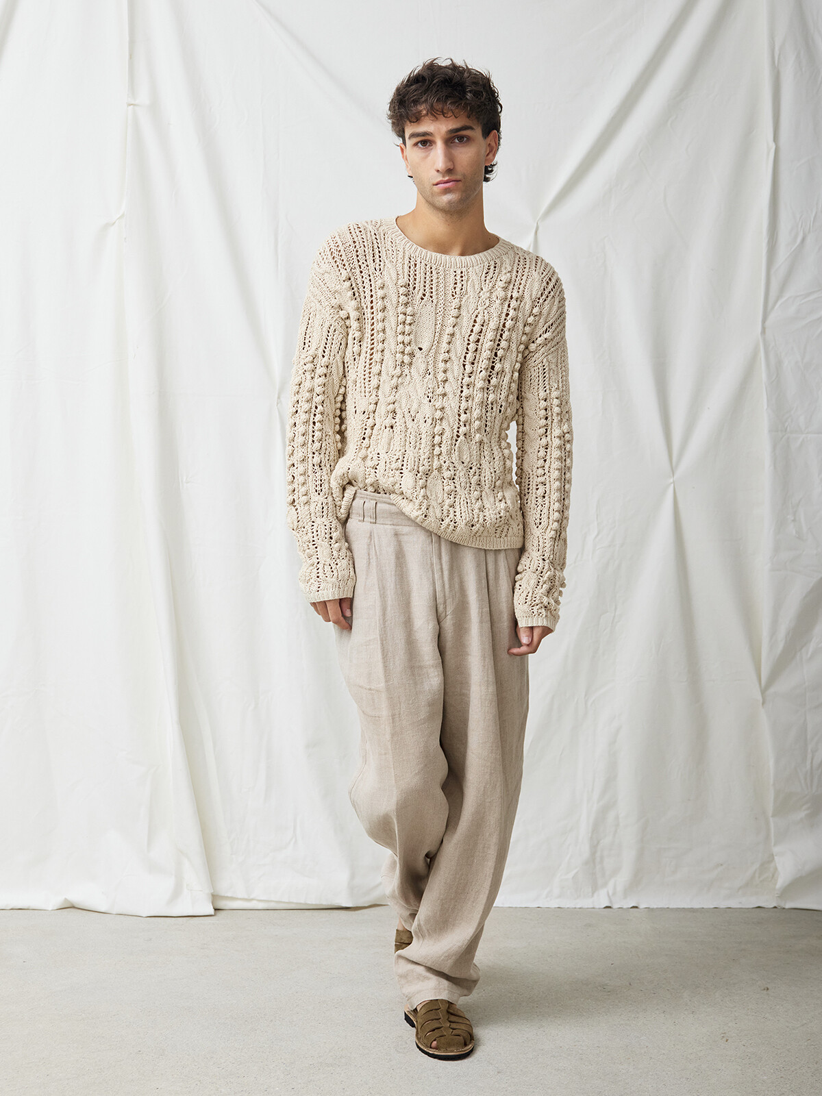 Knots & ropes sweater Image Knots & ropes sweater Image