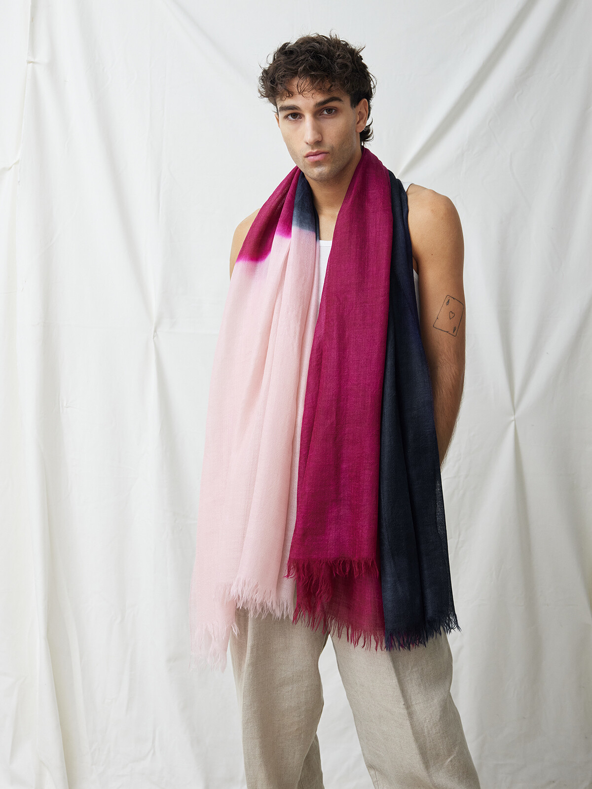Handpainted scarf Image