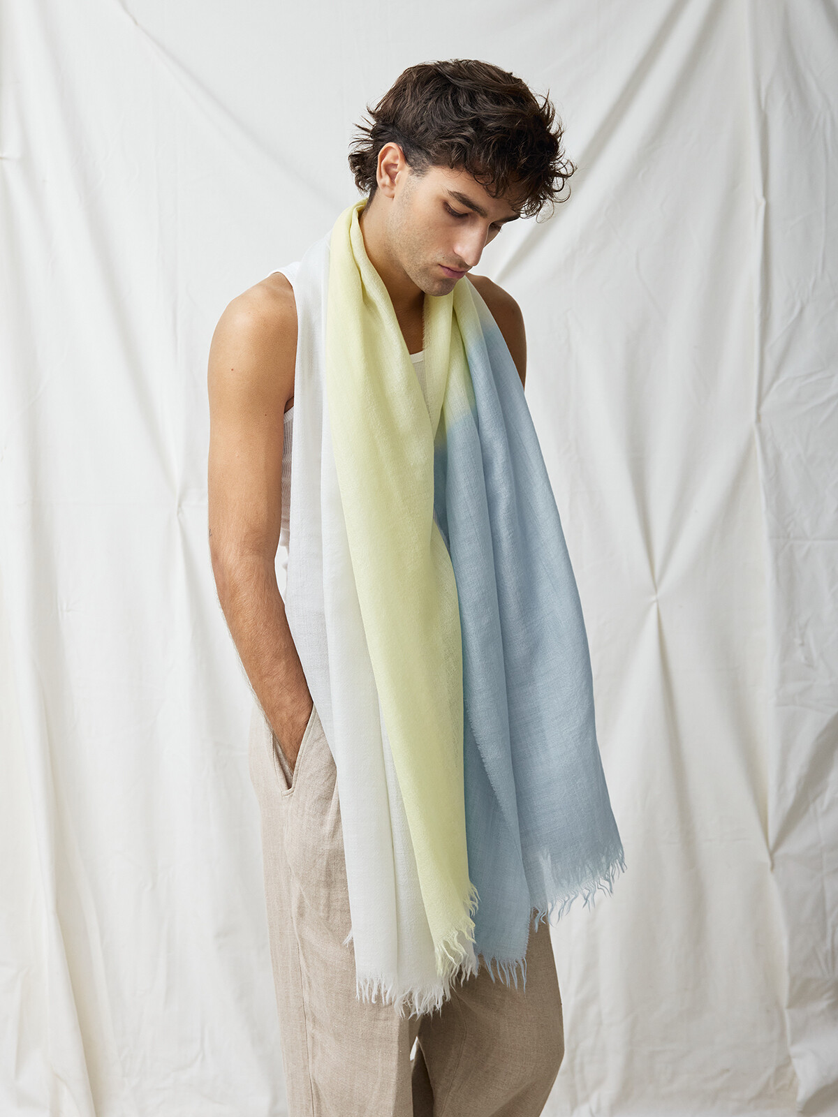 Handpainted scarf Image