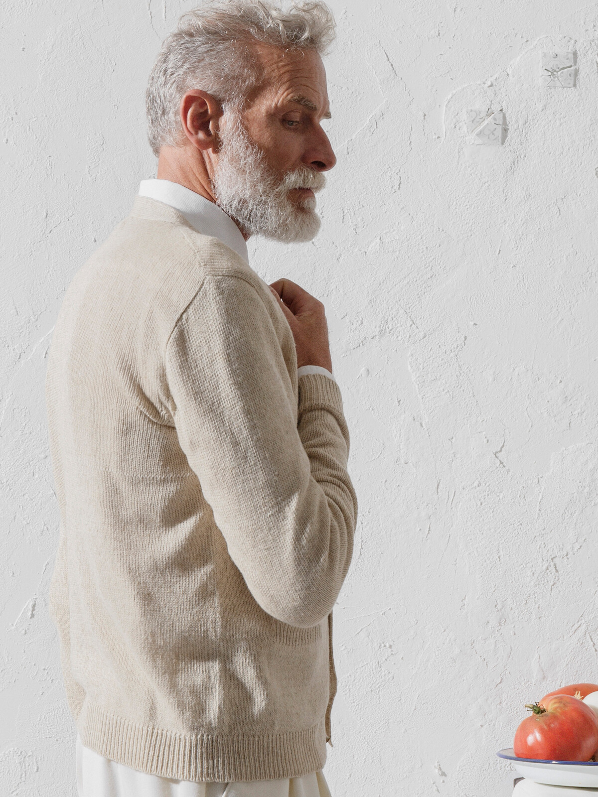 V-neck linen cardigan Image