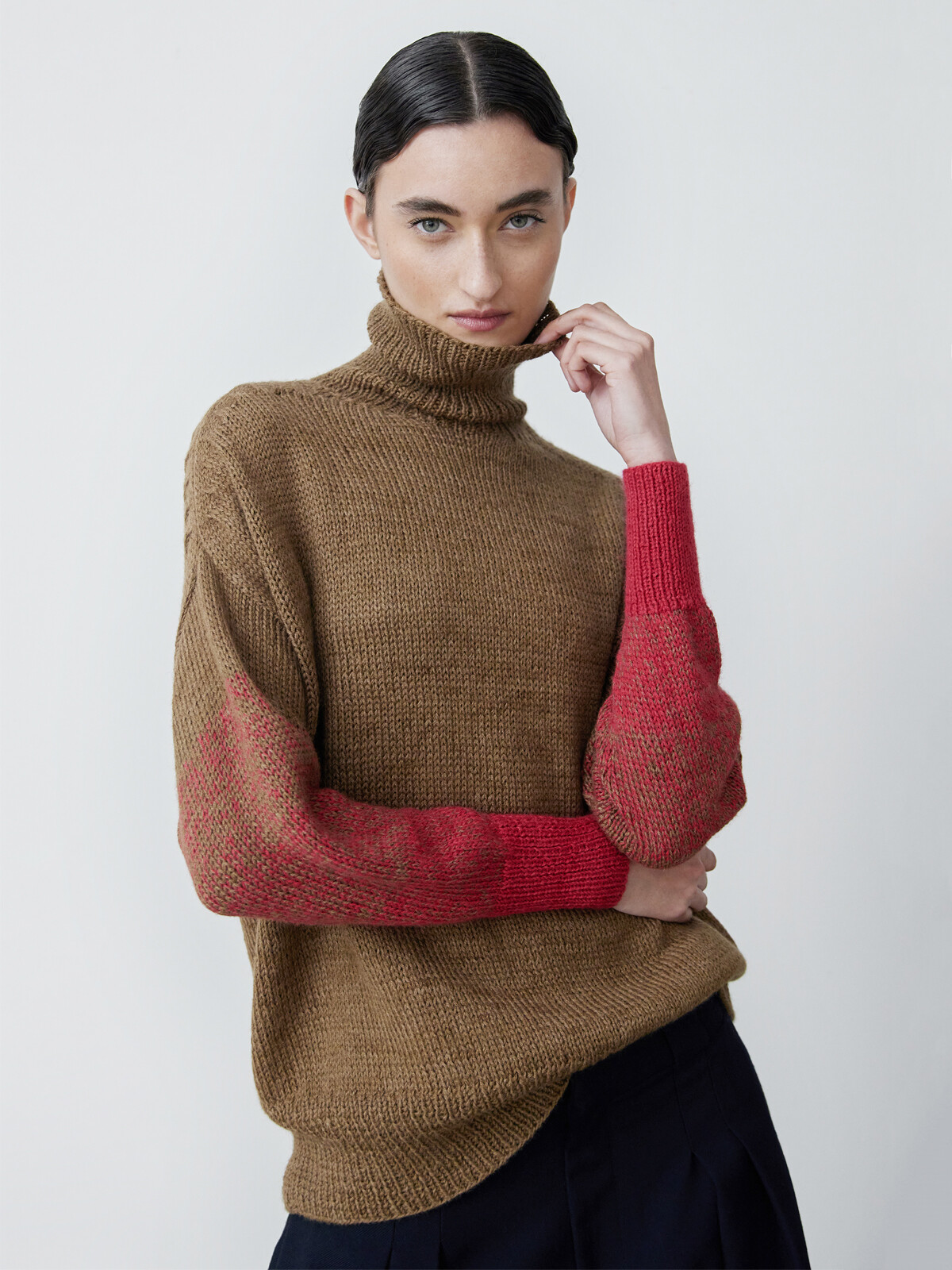 High-neck sweater Image