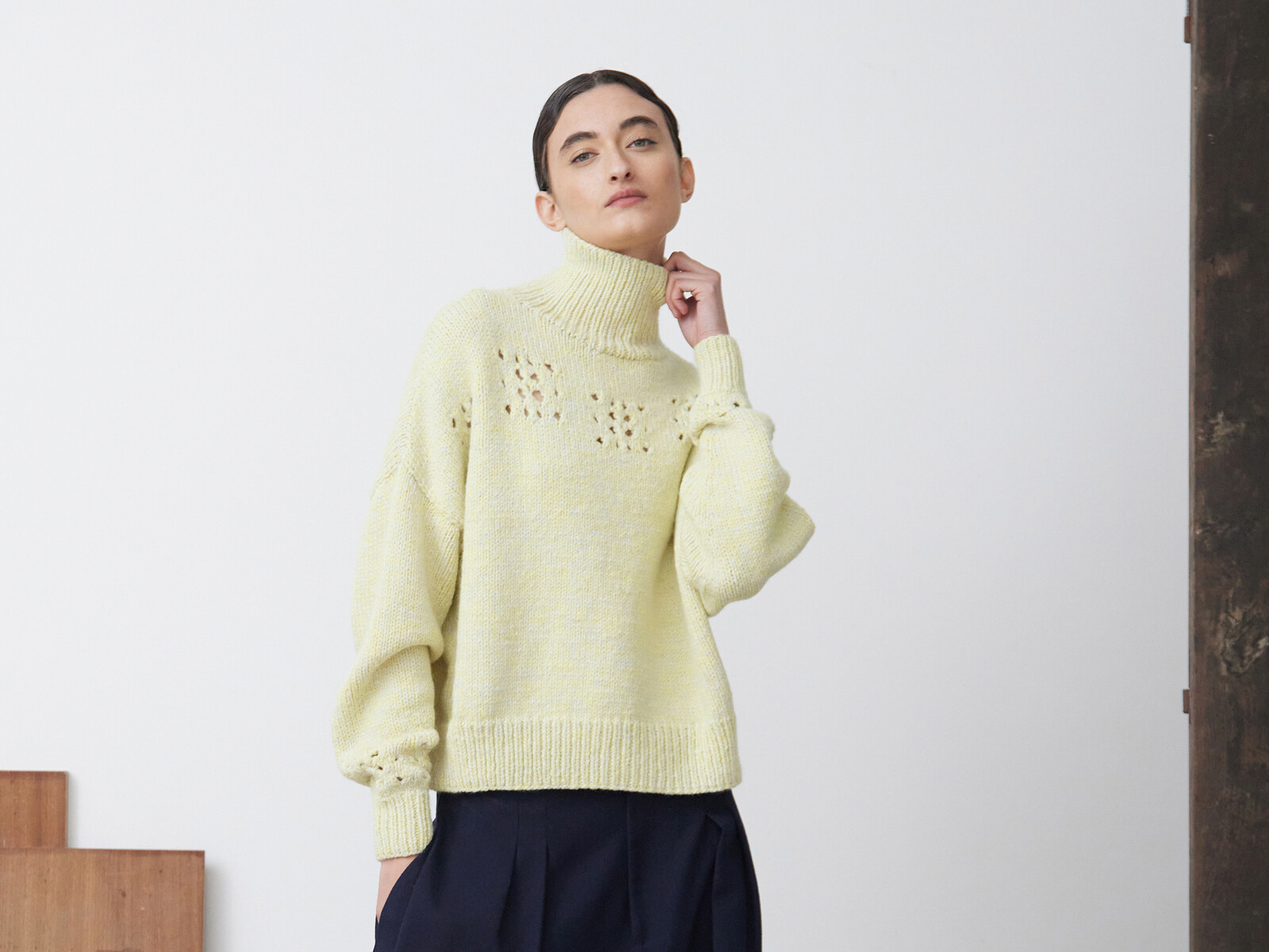 Funnel lacy square sweaters Image