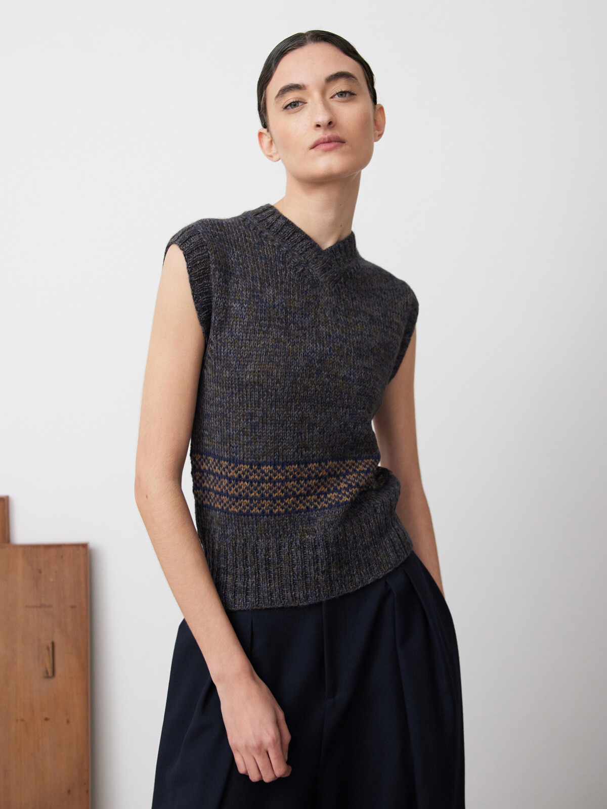 Jacquard vest Image