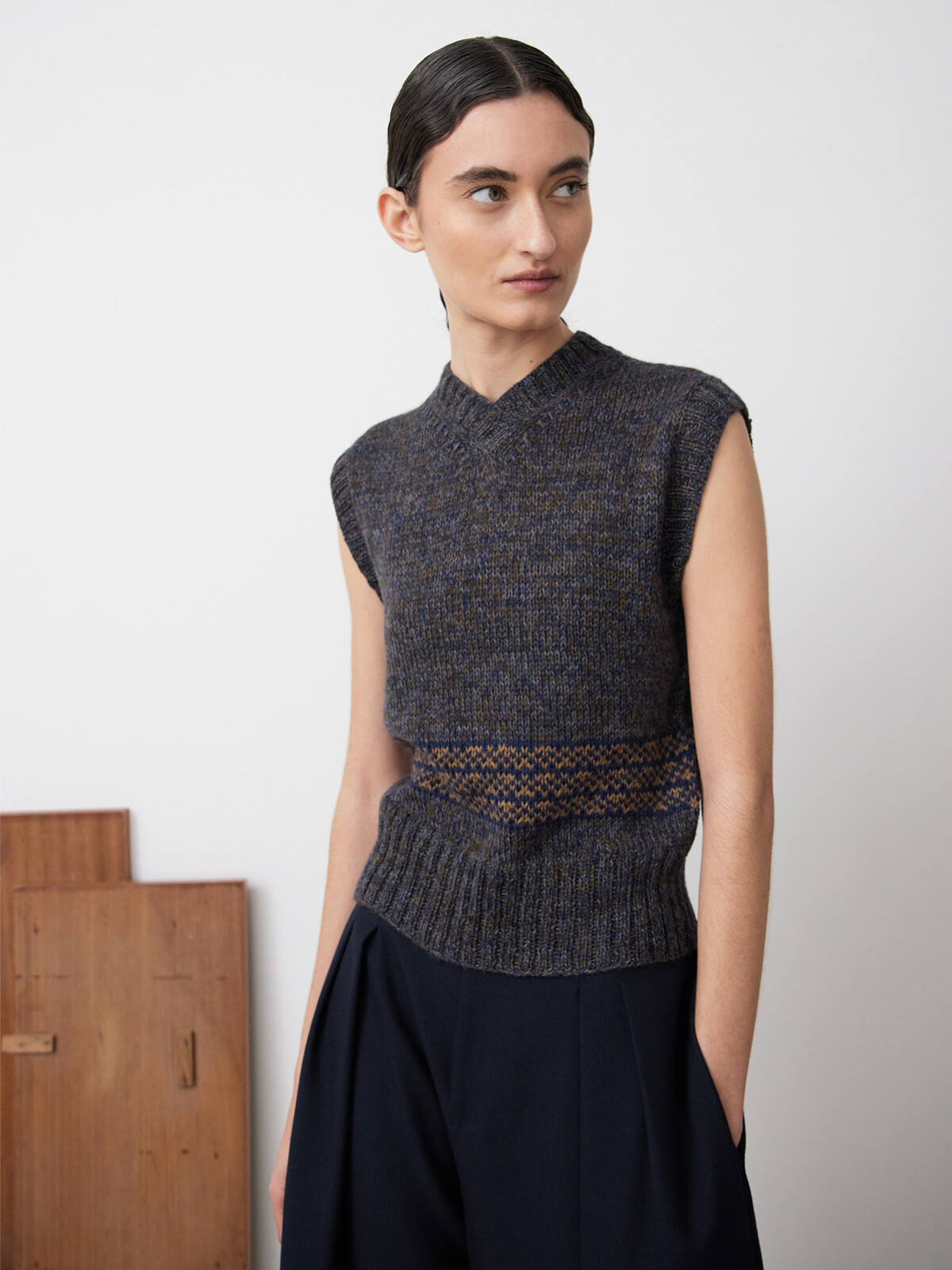 Jacquard vest Image