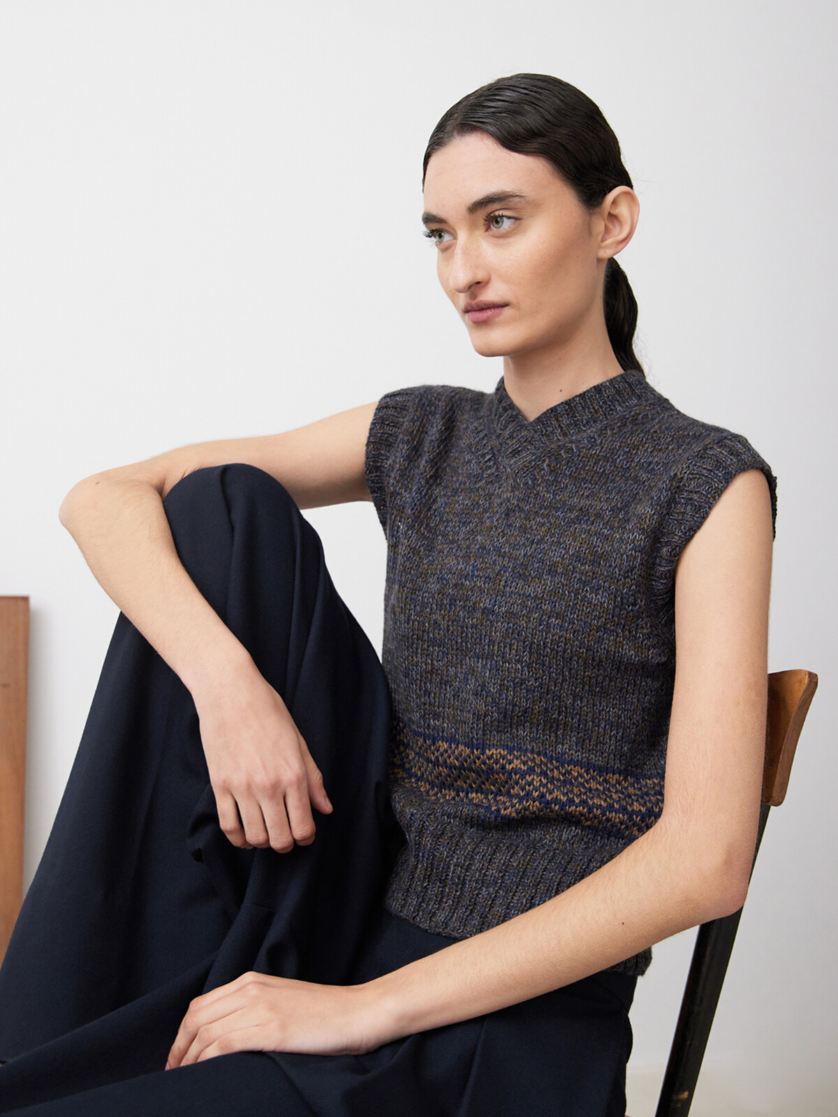 Jacquard vest Image