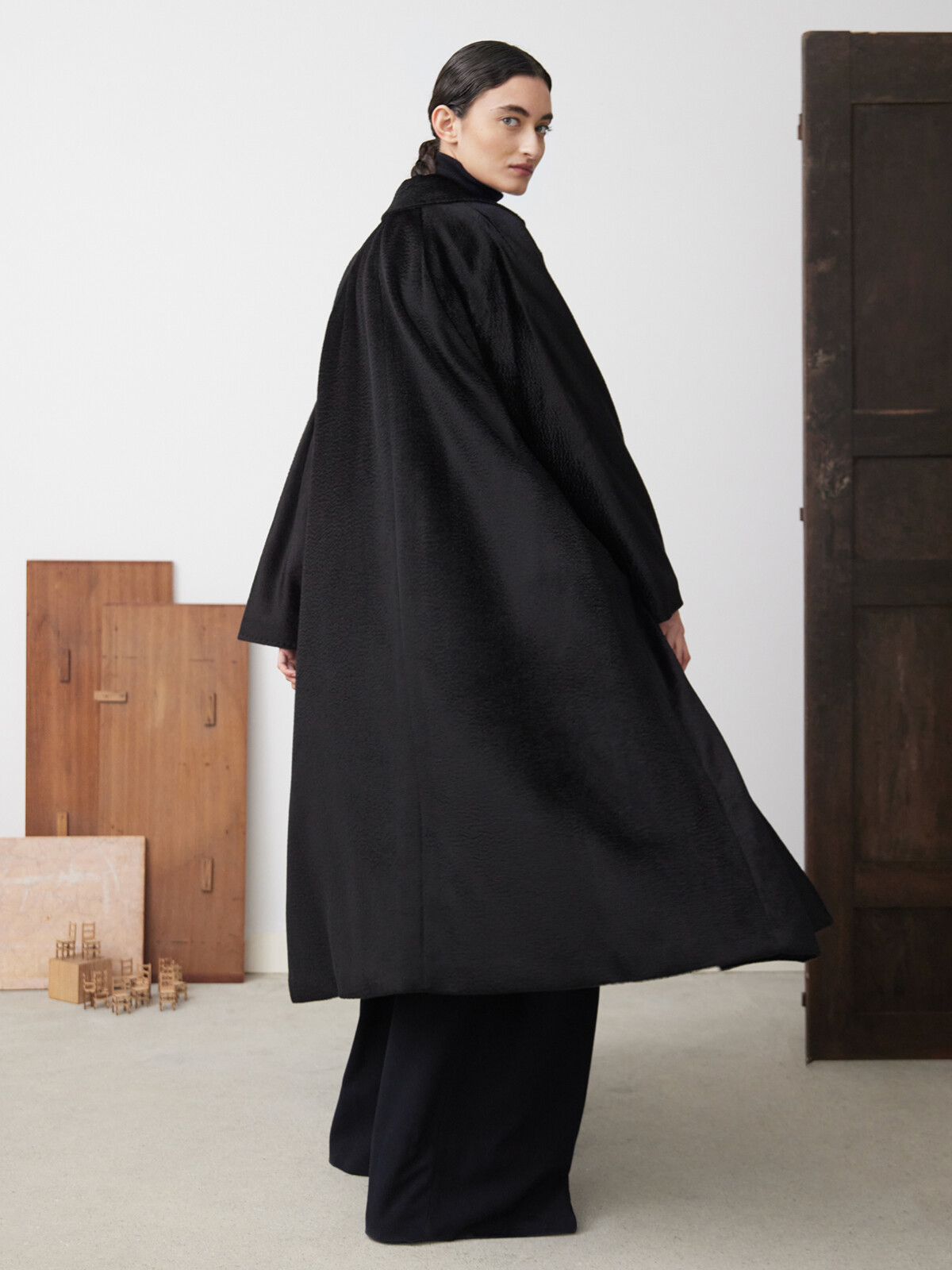 Baby suri robe coat Image