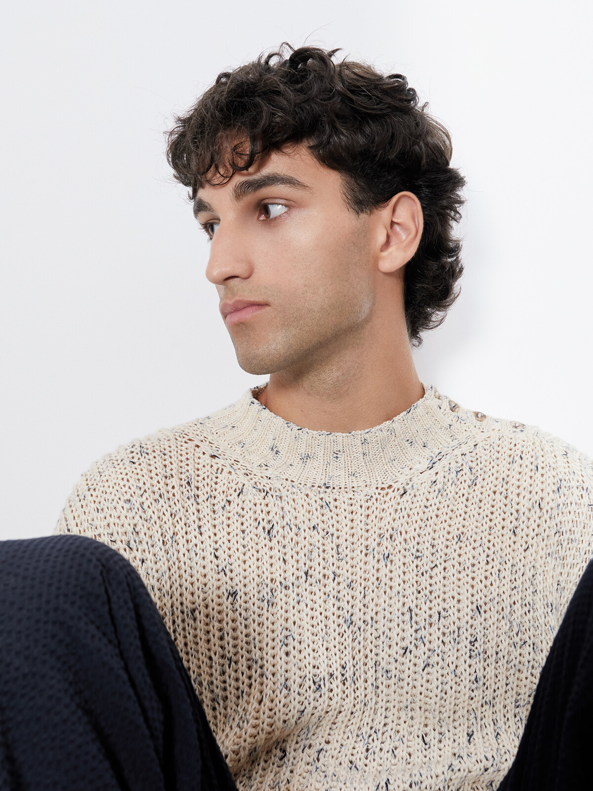 Buttoned fisherman sweater Image