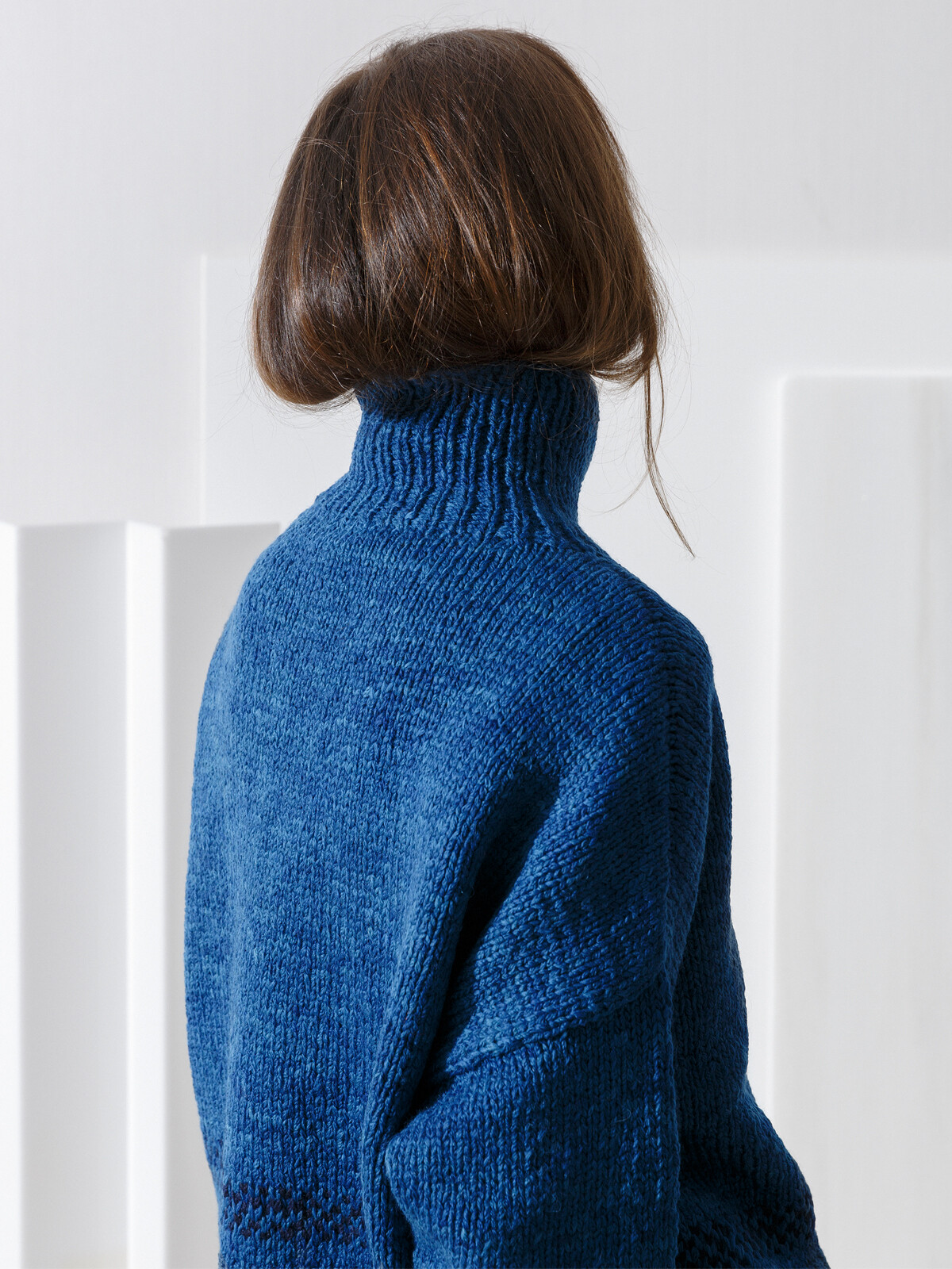 High-neck sweater Image