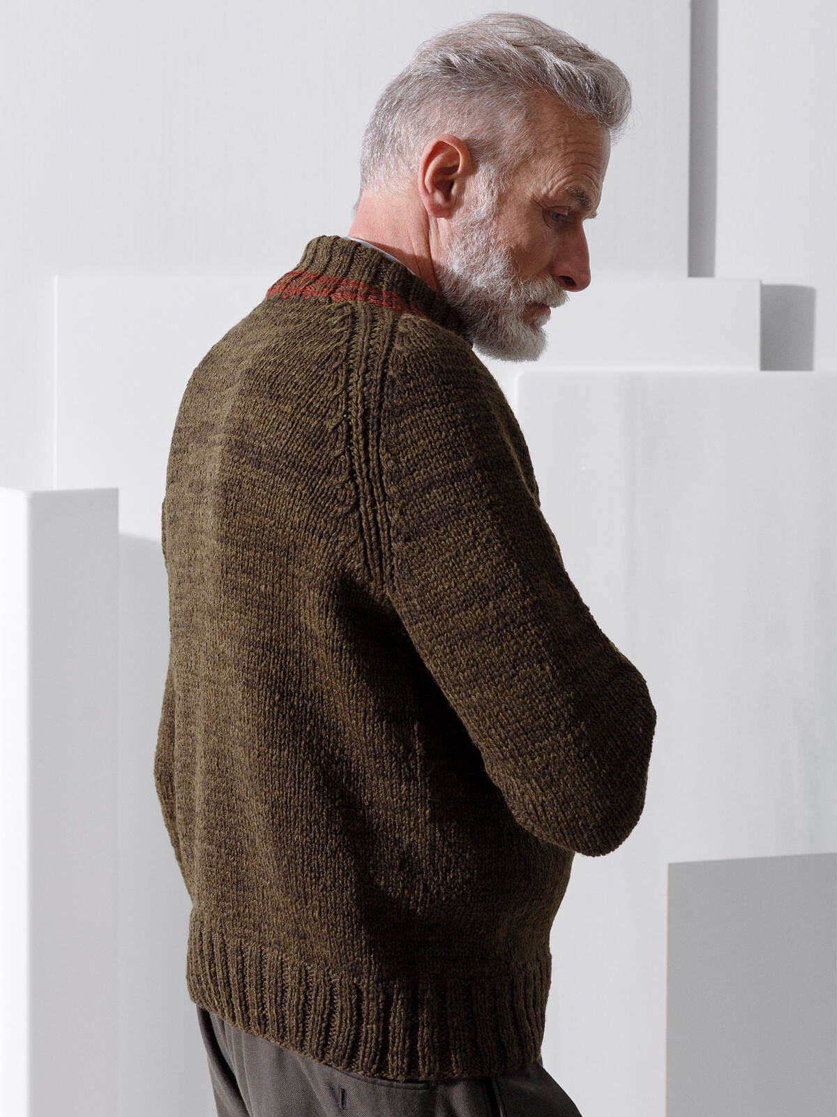 Double-neck sweater Image