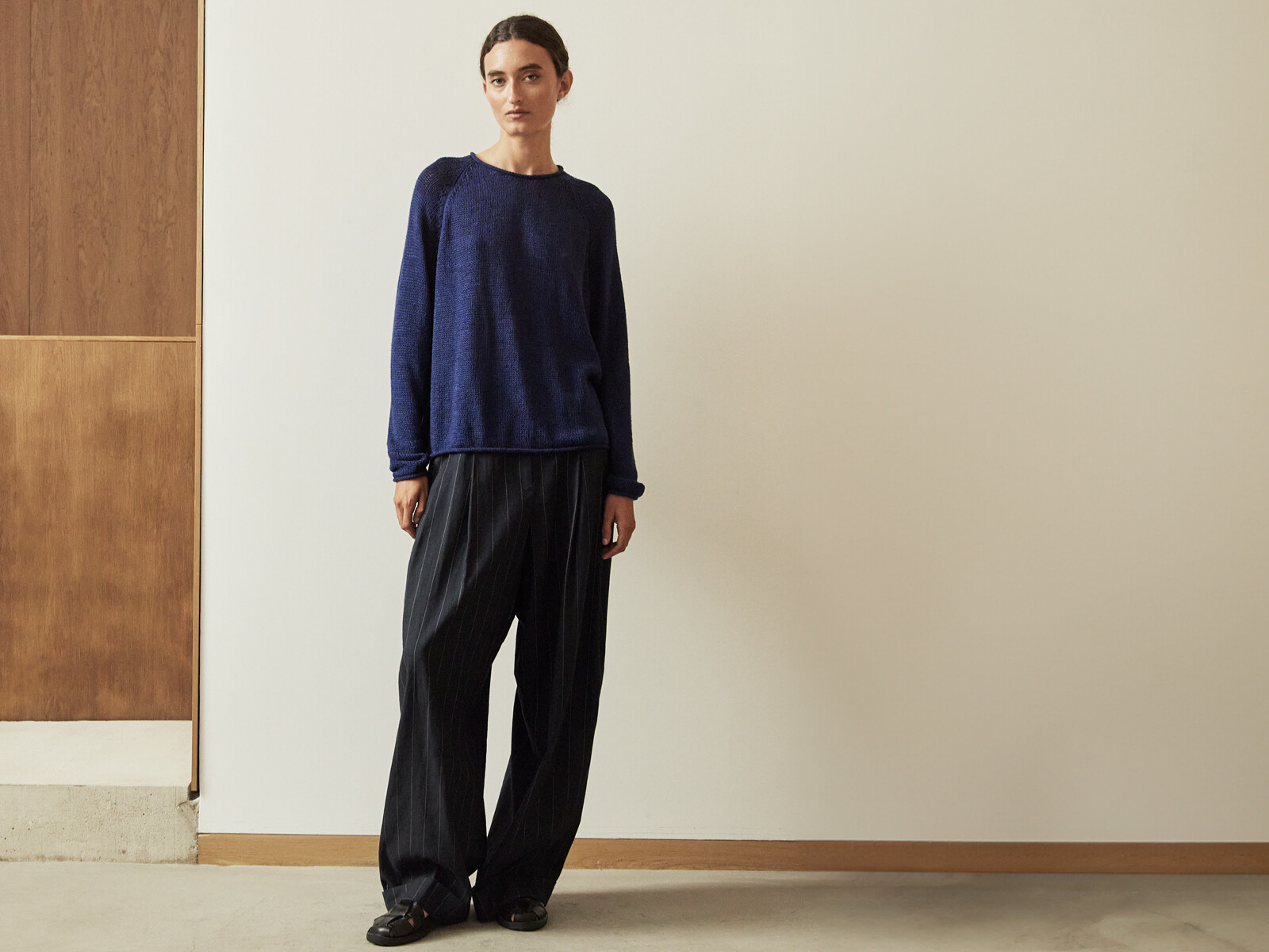 Roll-edge sweater Image