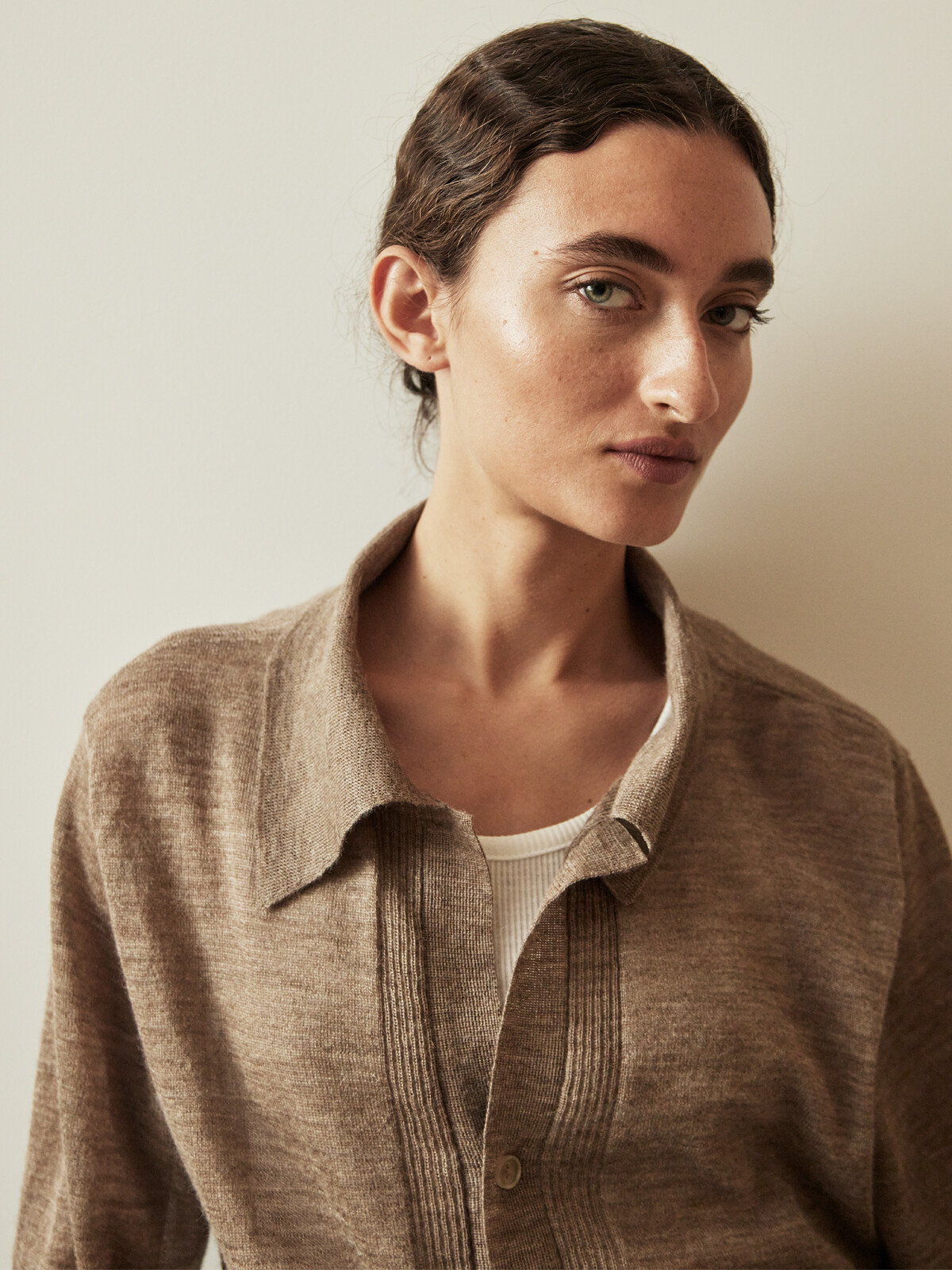 Sheer collar cardigan Image
