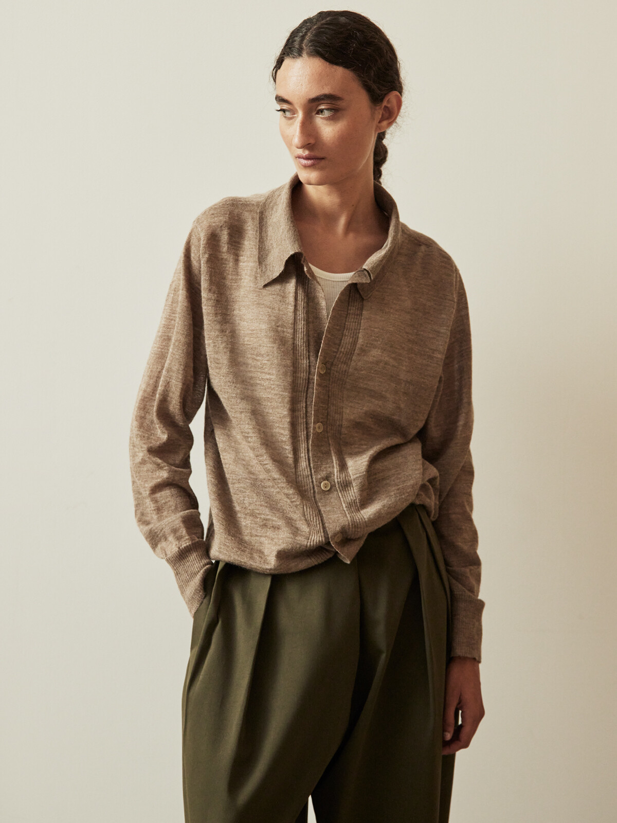 Sheer collar cardigan Image