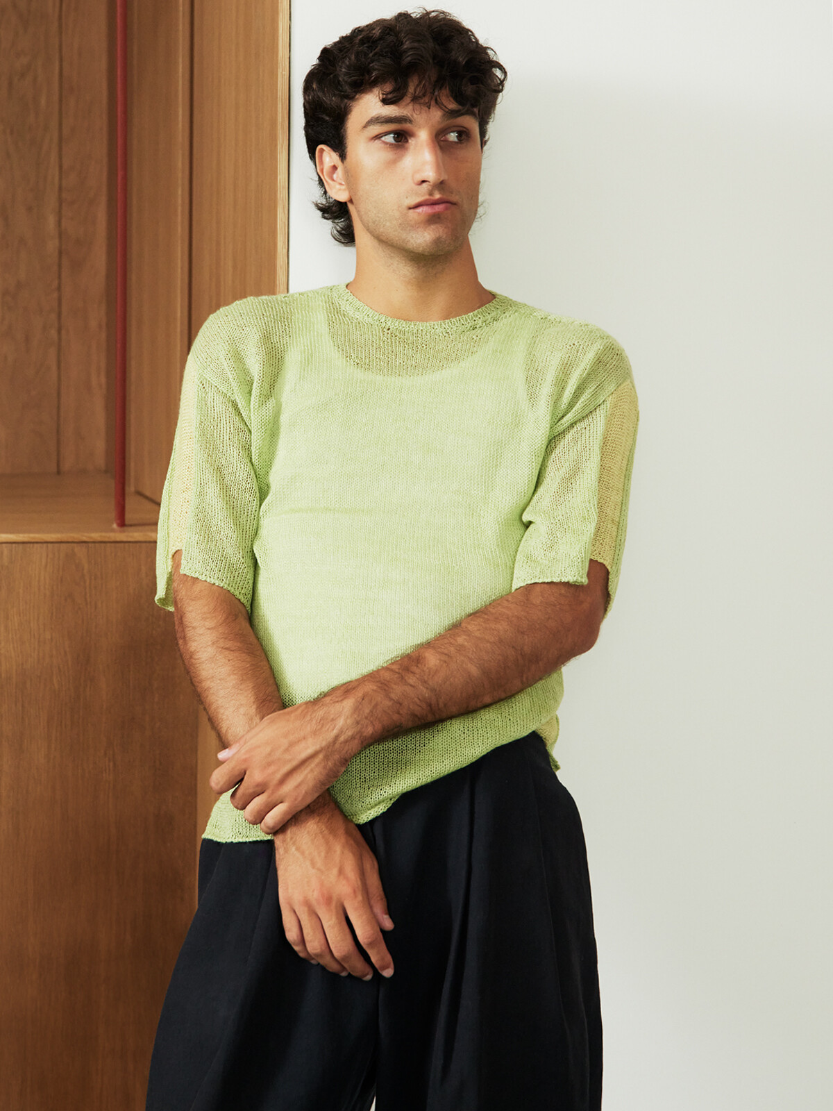Over looping t-shirt