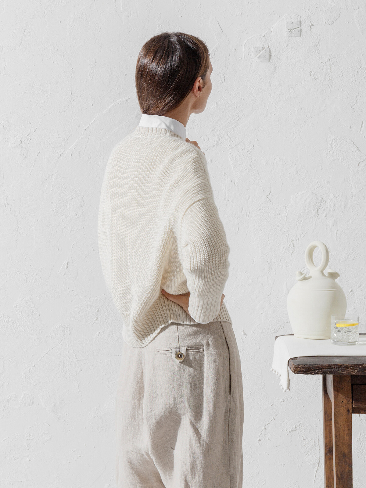 V-neck fisherman sweater Image