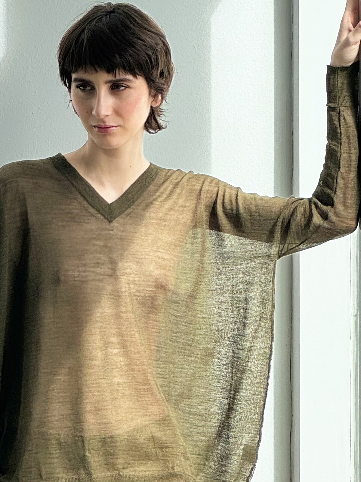 V-neck sweater Image