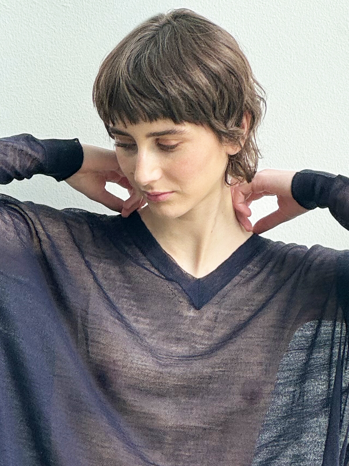 V-neck sweater Image