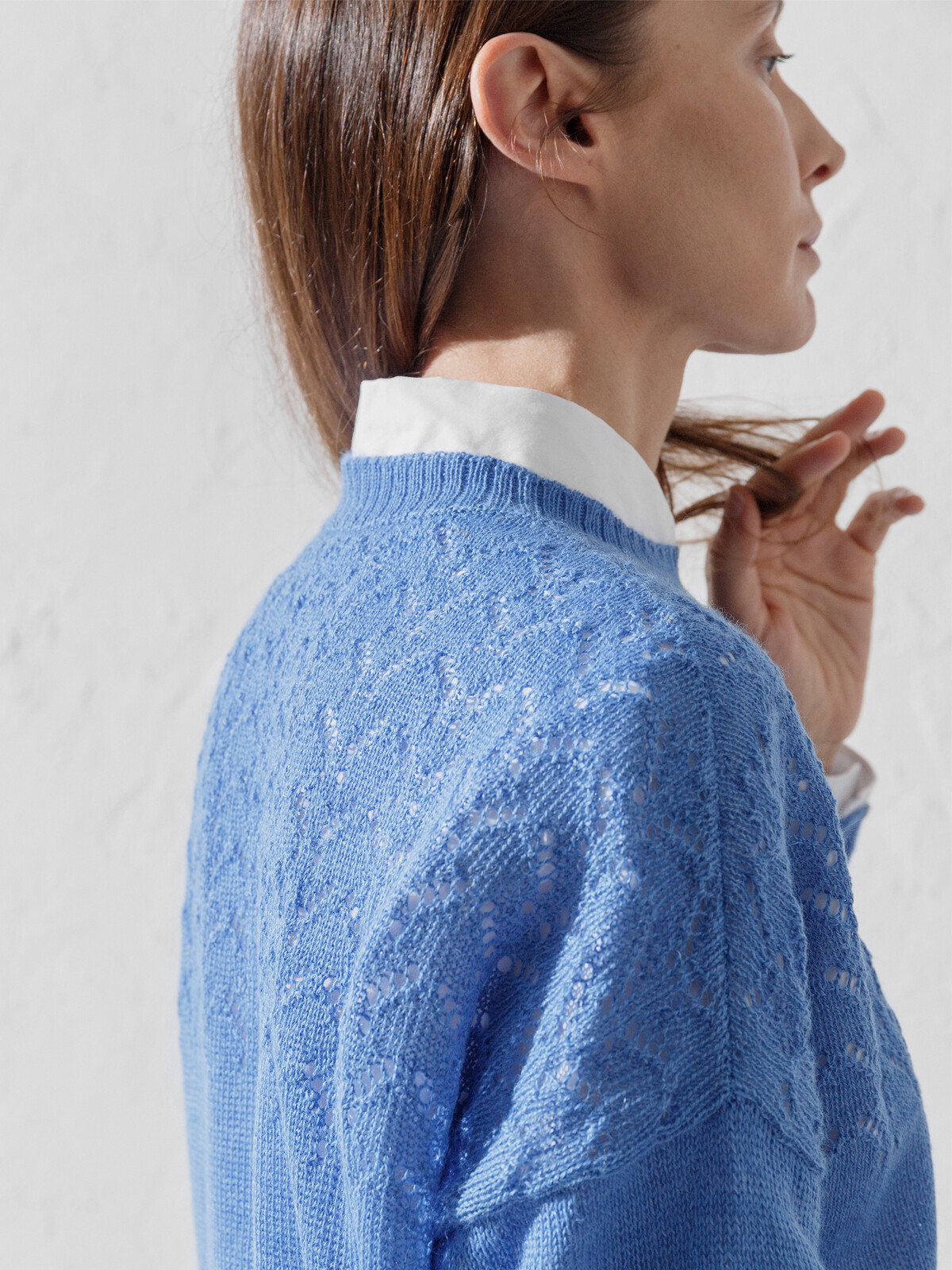 Lacy pattern sweater Image