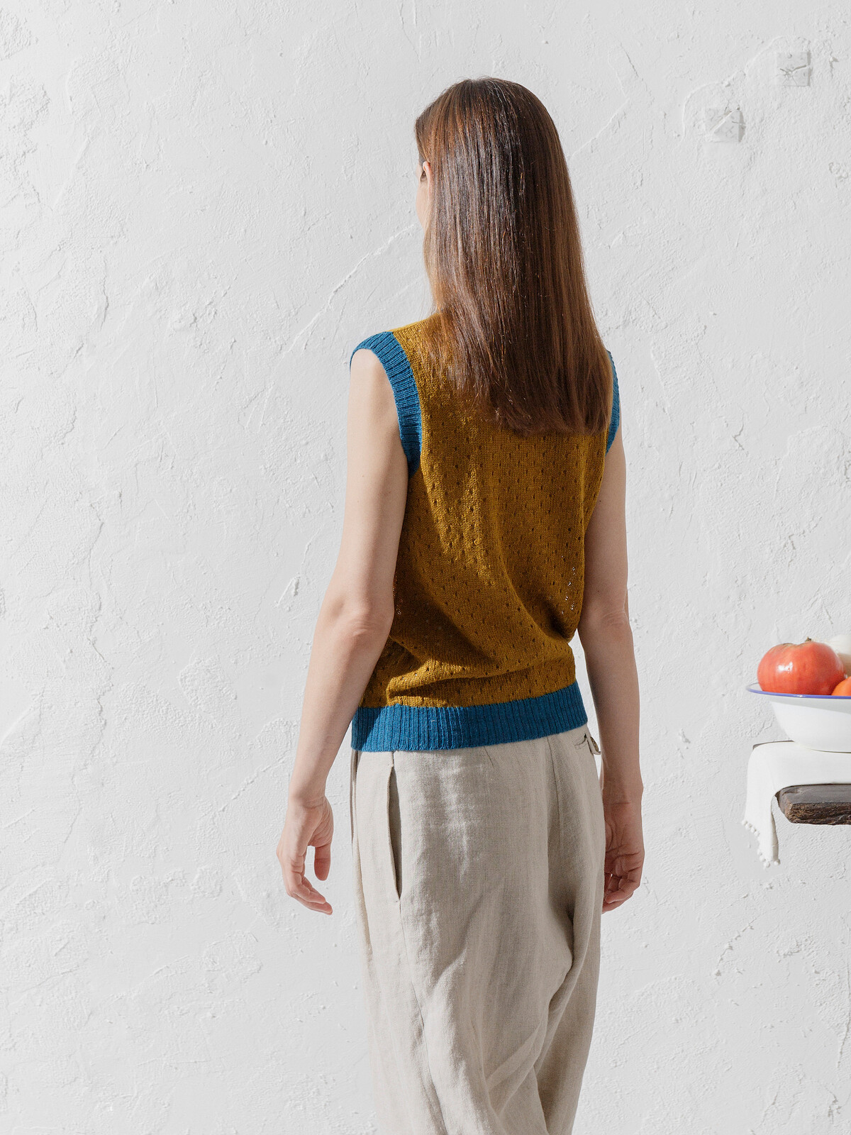 Lacy pattern vest Image