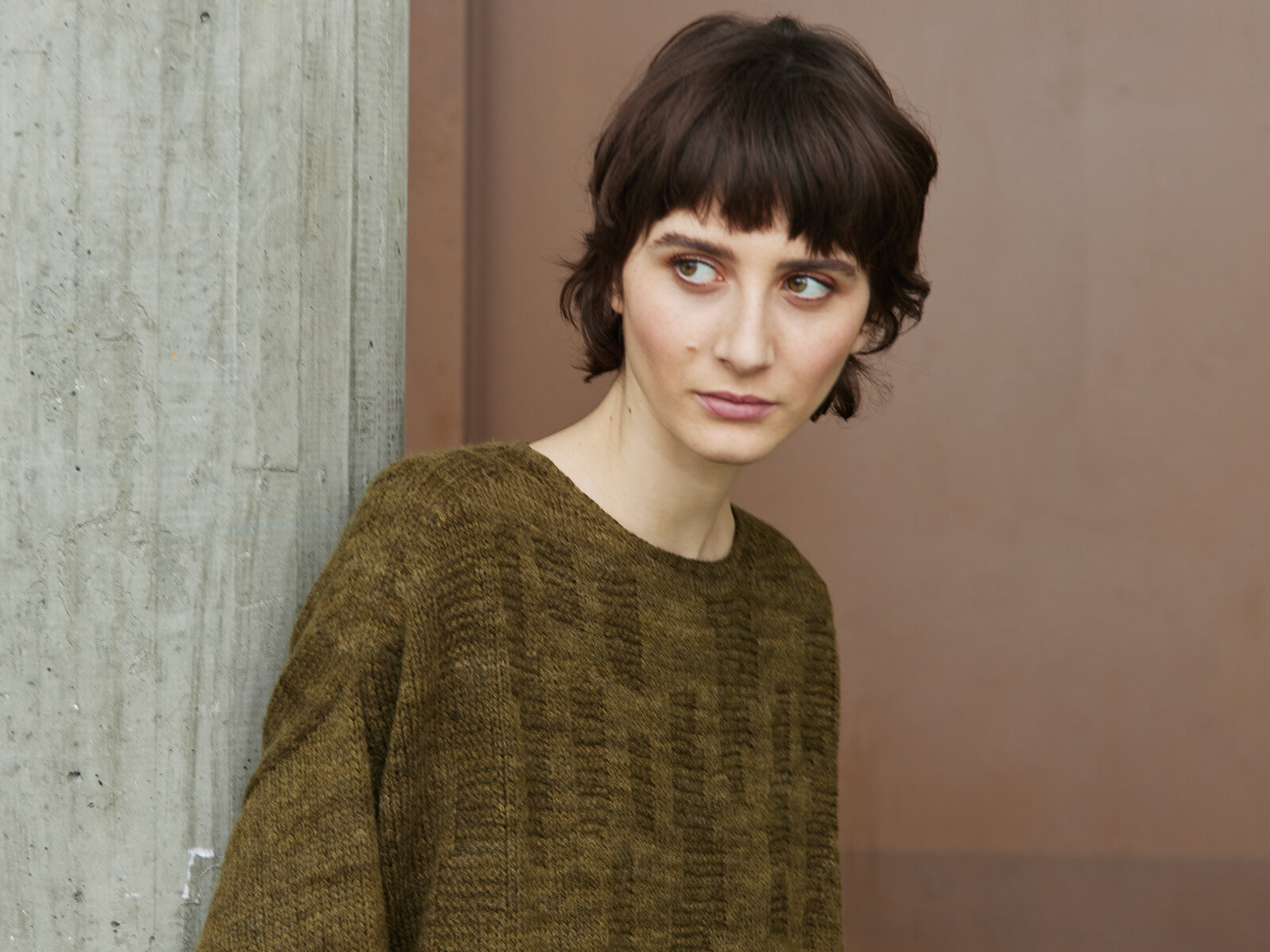 Roots sweater Image