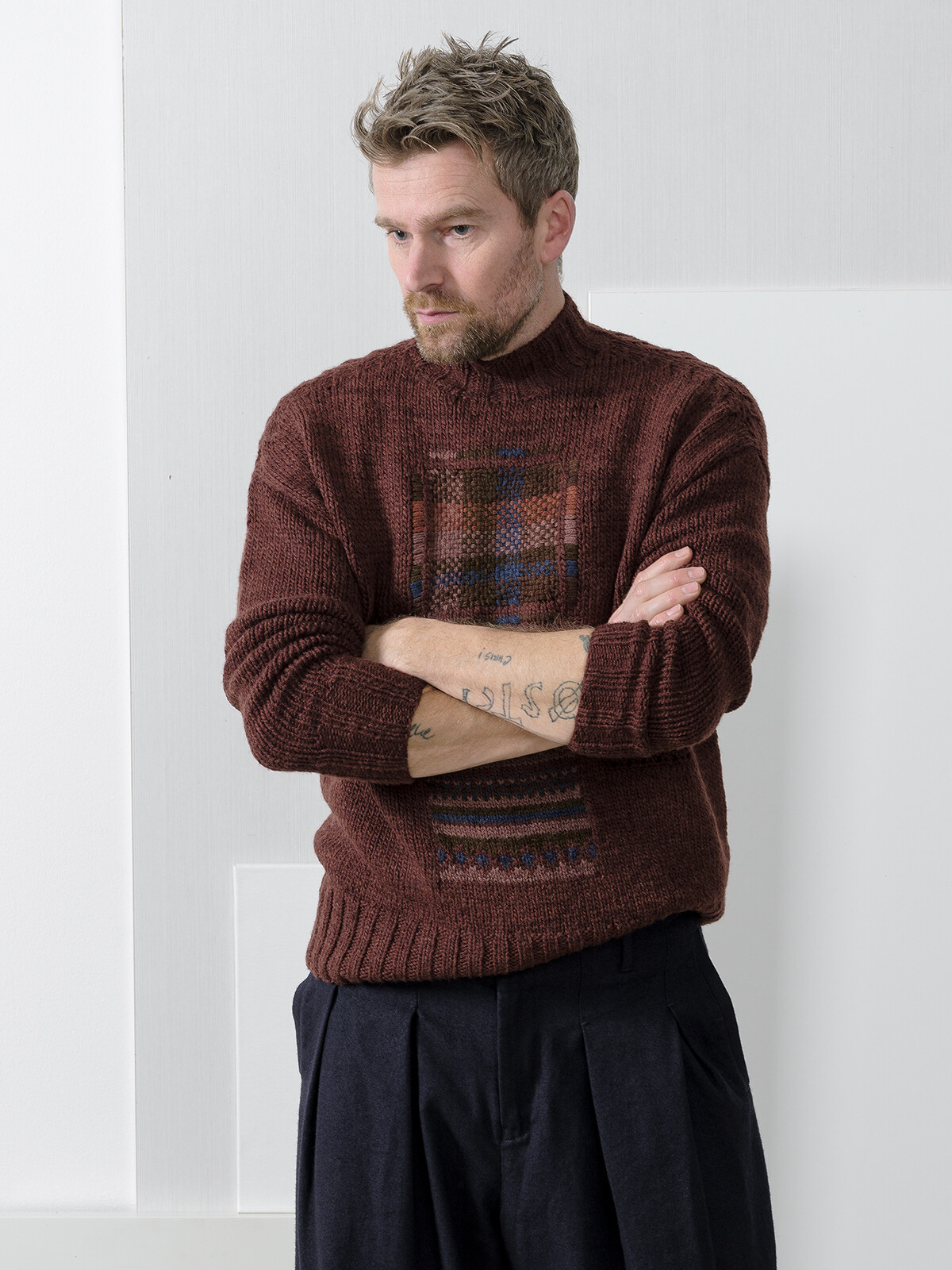 Mending sweater Image