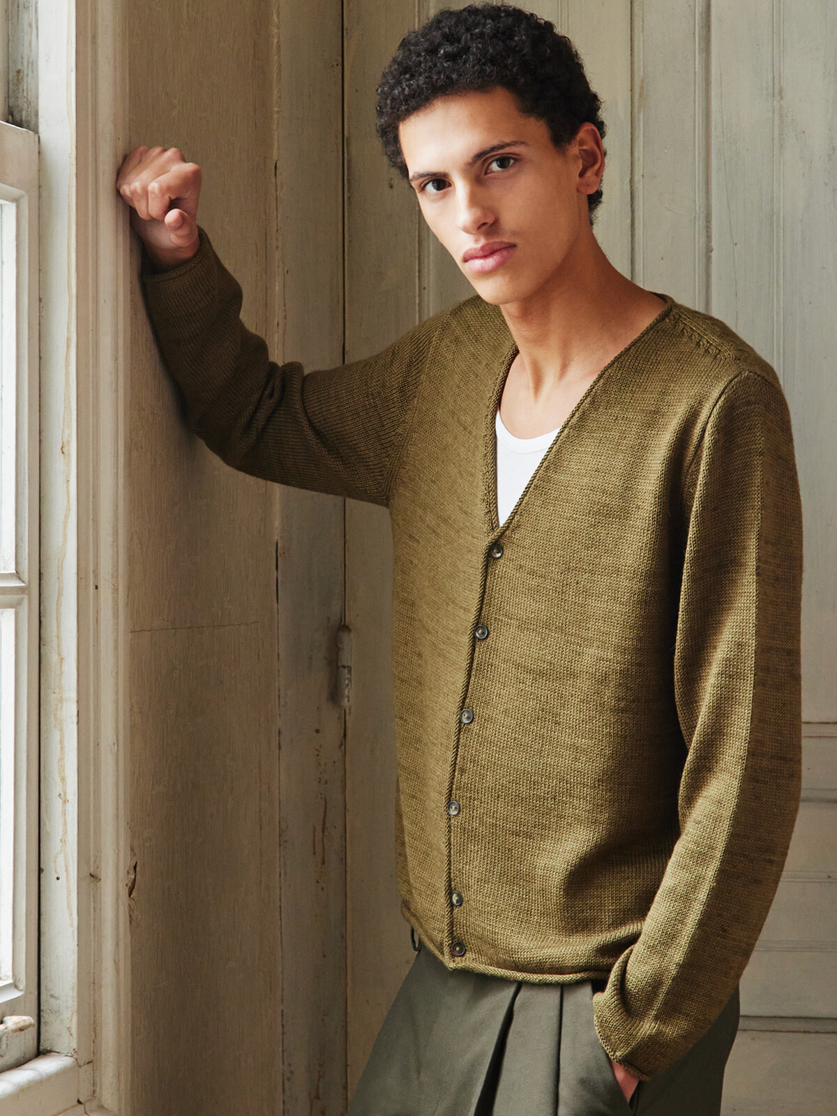 Roll-edge cardigan Image