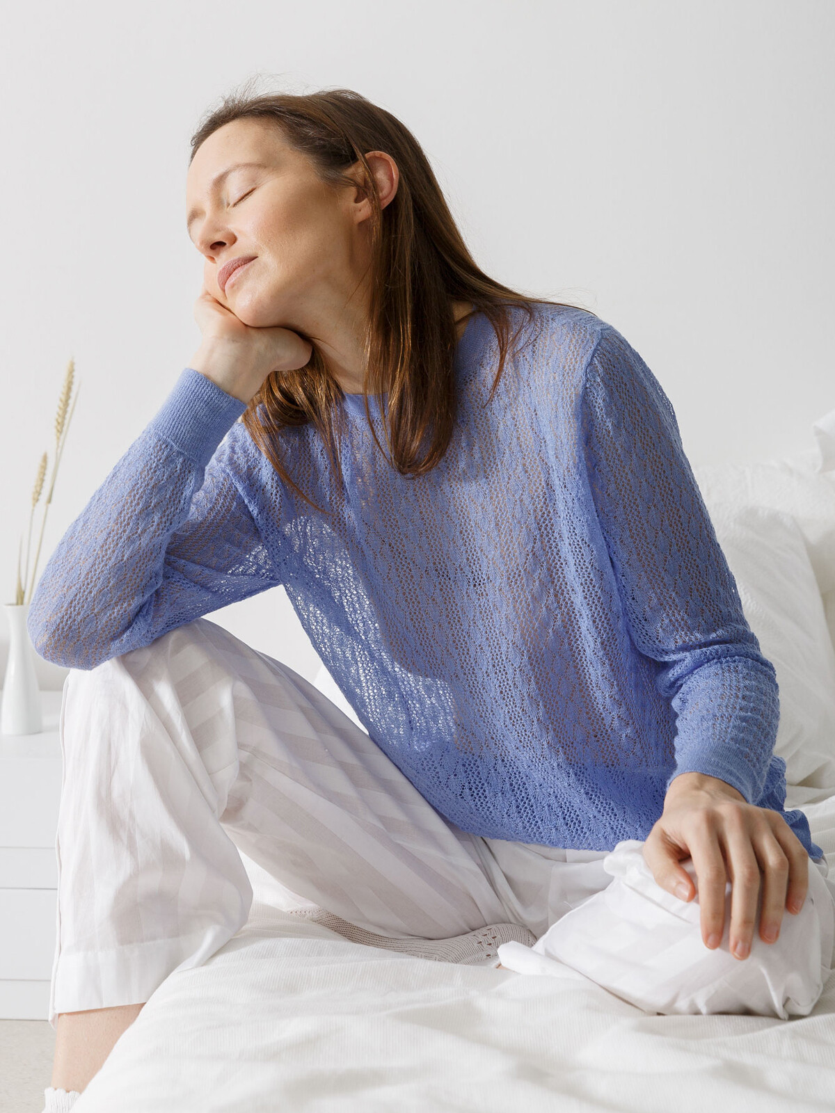 Crew-neck lacy sweater Image