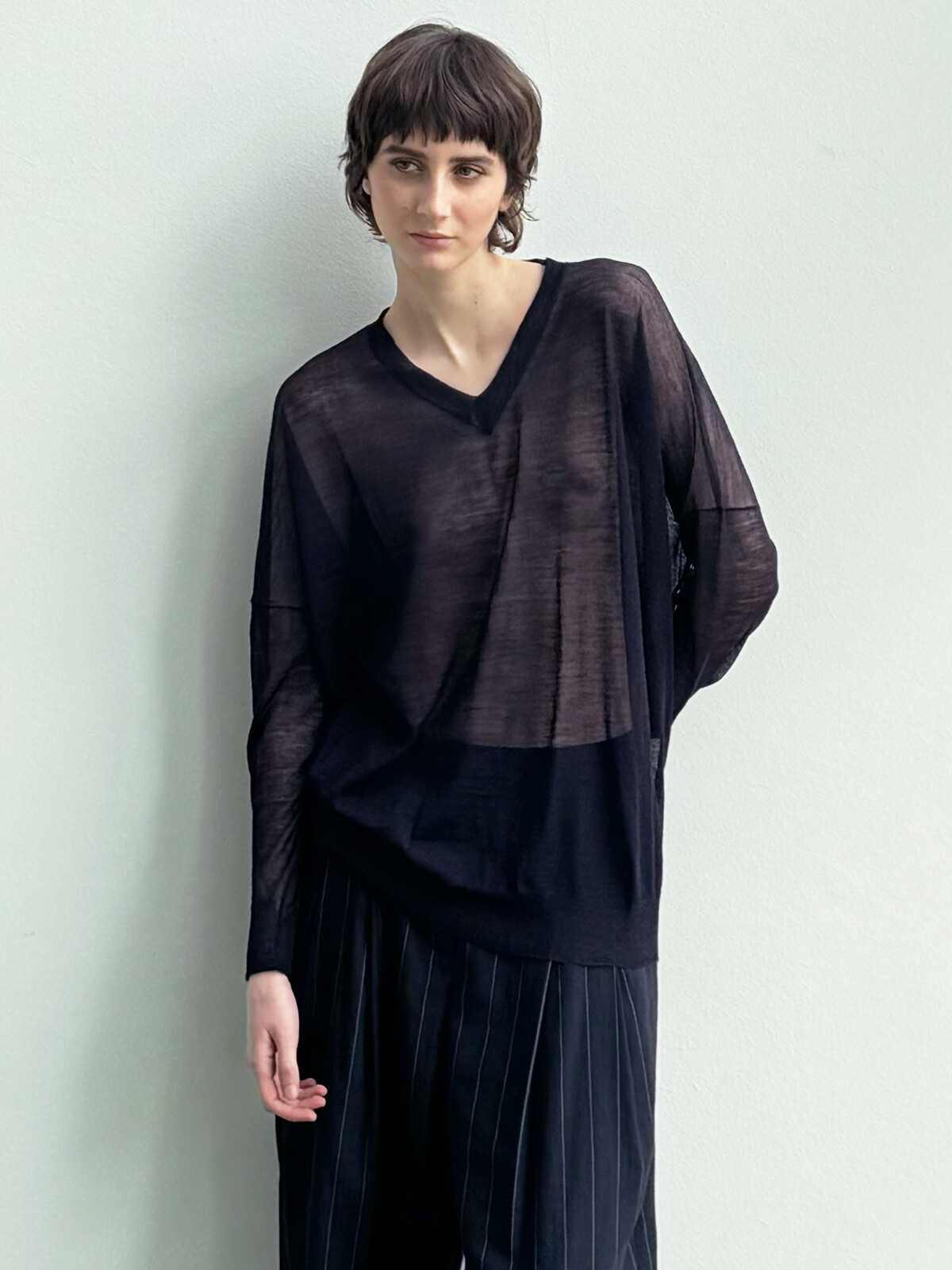 V-neck sweater Image