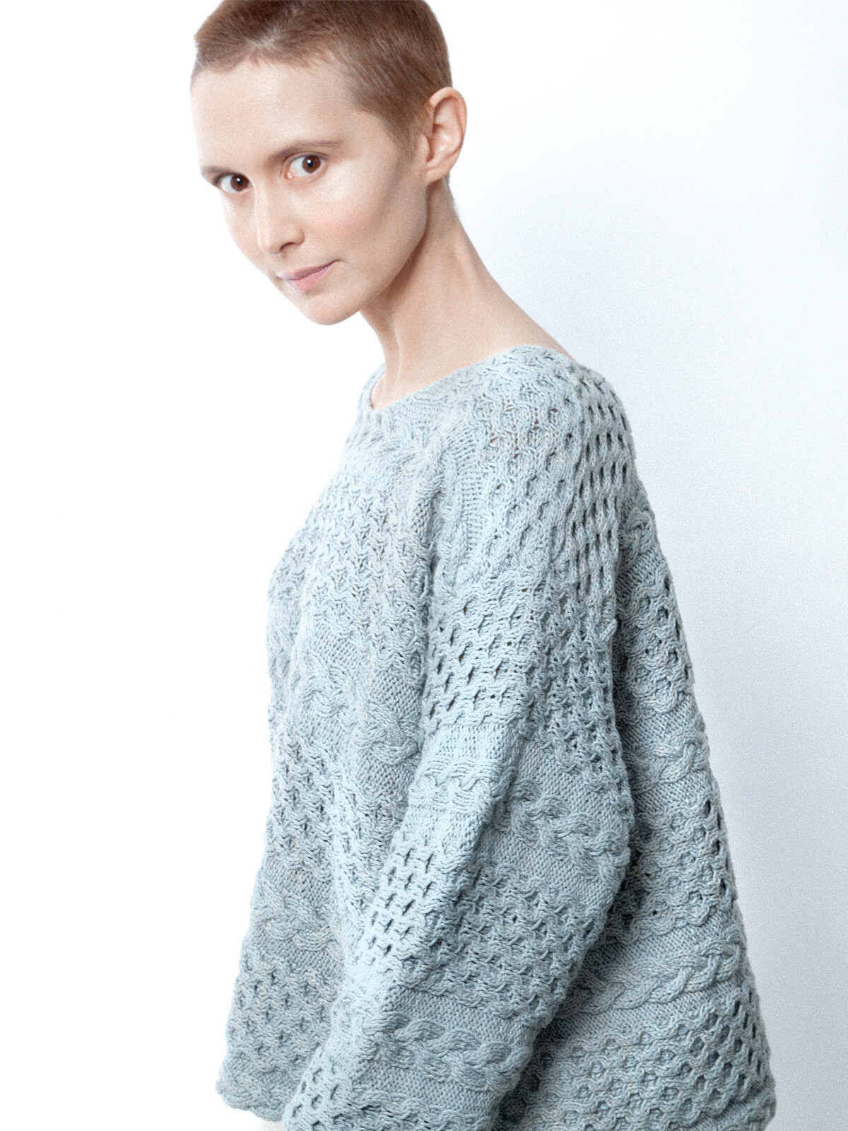 Cables sweater Image