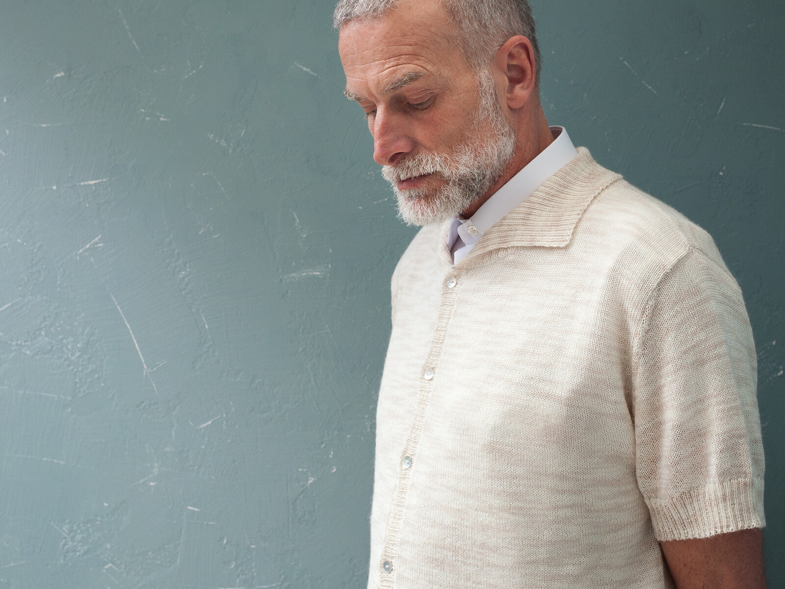 Short sleeves cardigan Image