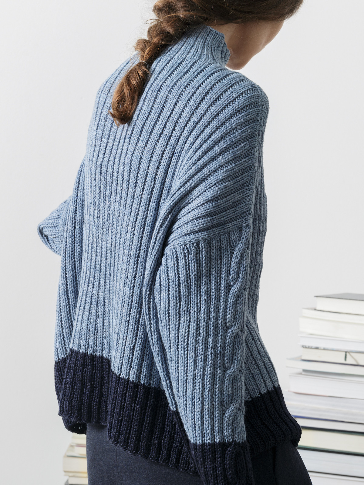 Funnel braided sweater Image